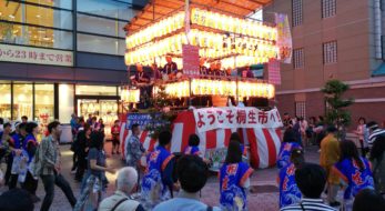 踊りの楽しさは国境を超える、「桐生八木節まつりin浅草」踊り以外も多彩な一日を徹底レポート！