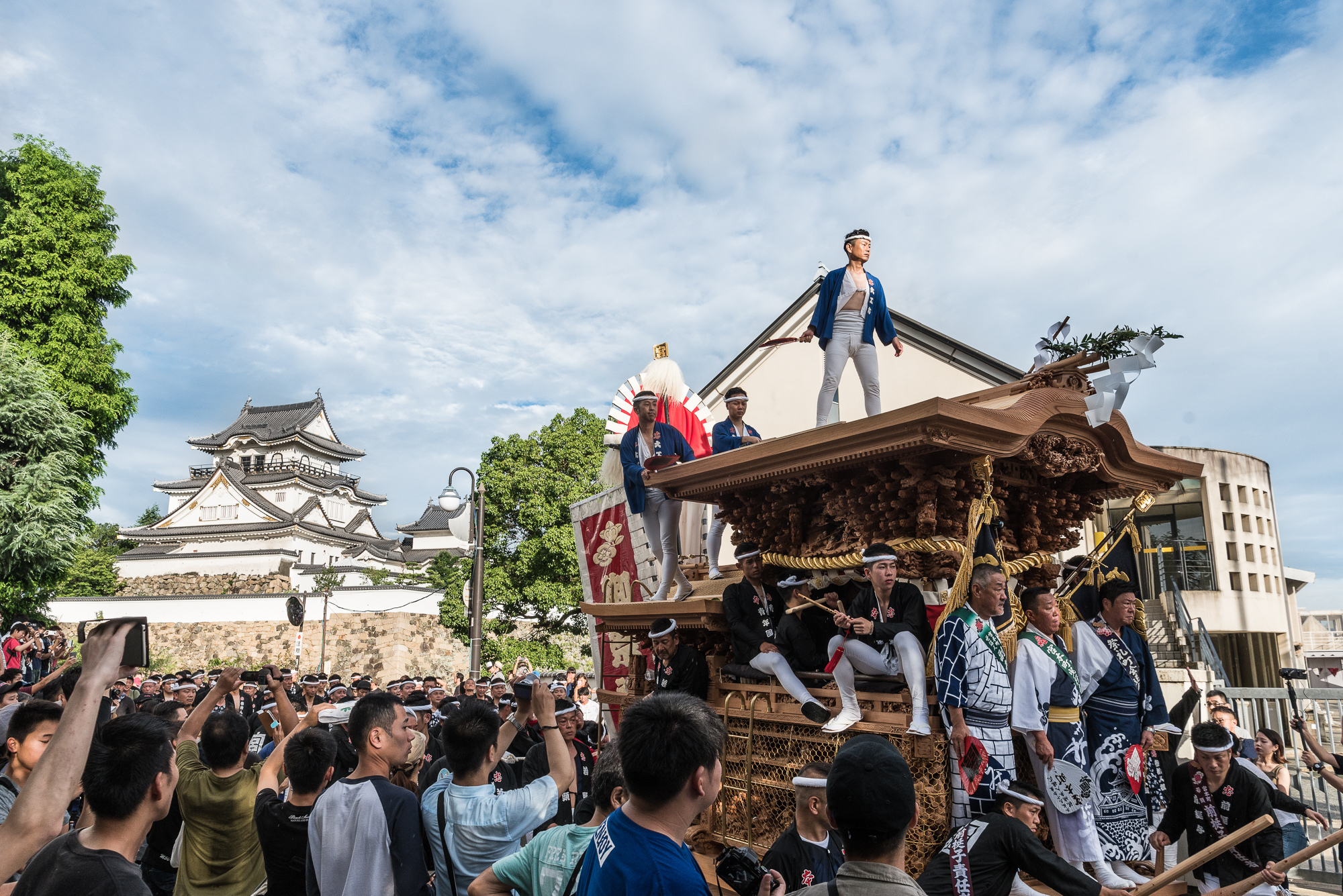 大阪の豪快すぎる秋まつり！「岸和田だんじり祭」2023は9月16日！本場のやりまわしを体感せよ！