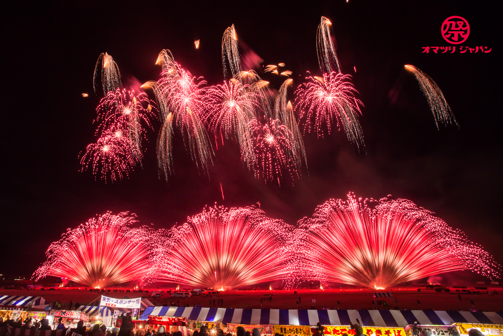 「長野えびす講煙火大会」ではどんな花火が上がる？2023年も11月23日開催！晩秋の澄んだ夜空に咲き乱れる極上の花火
