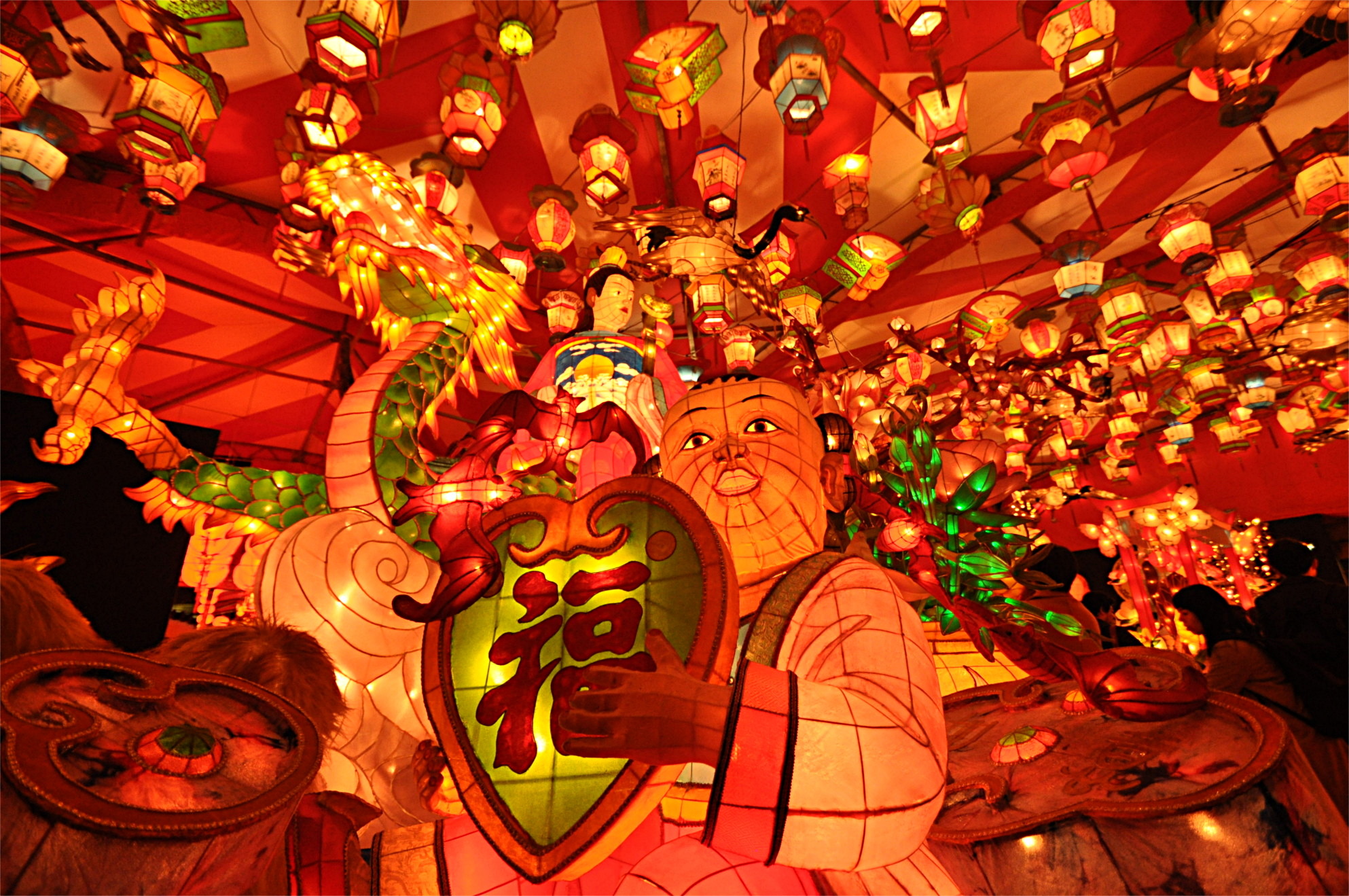 長崎ランタンフェスティバル攻略ガイド　たくさんある会場はそれぞれどう違うの？（その１）