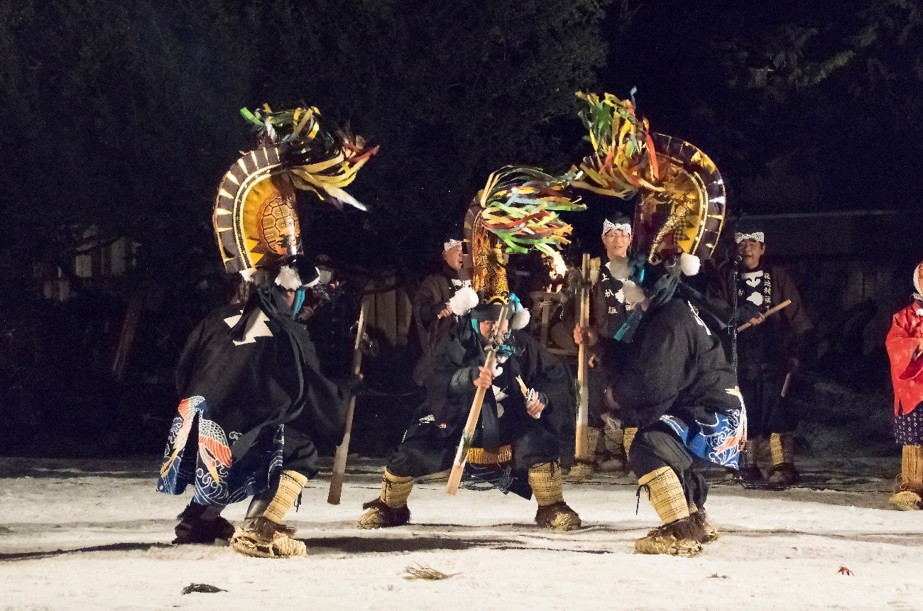 八戸えんぶりで春を待ち焦がれる東北に思いを寄せる。厳冬の青森で行われるこの祭りの意味とは？