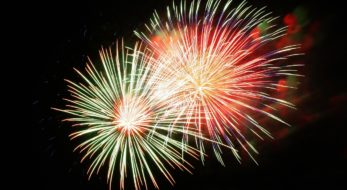 白馬山麓最大級の冬まつり「栂池高原雪の祭典」。たいまつ滑走に花火など、見所をとらえた映え画像・動画をご紹介！【SNSまとめ】