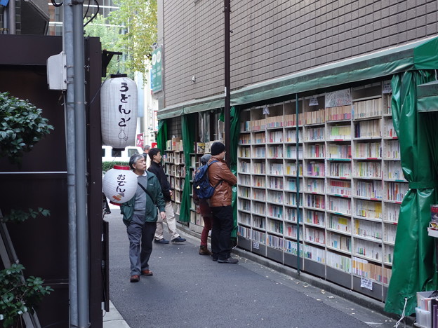 古本＆カレーの街、神保町で行われる「春の古本まつり」をご紹介♪