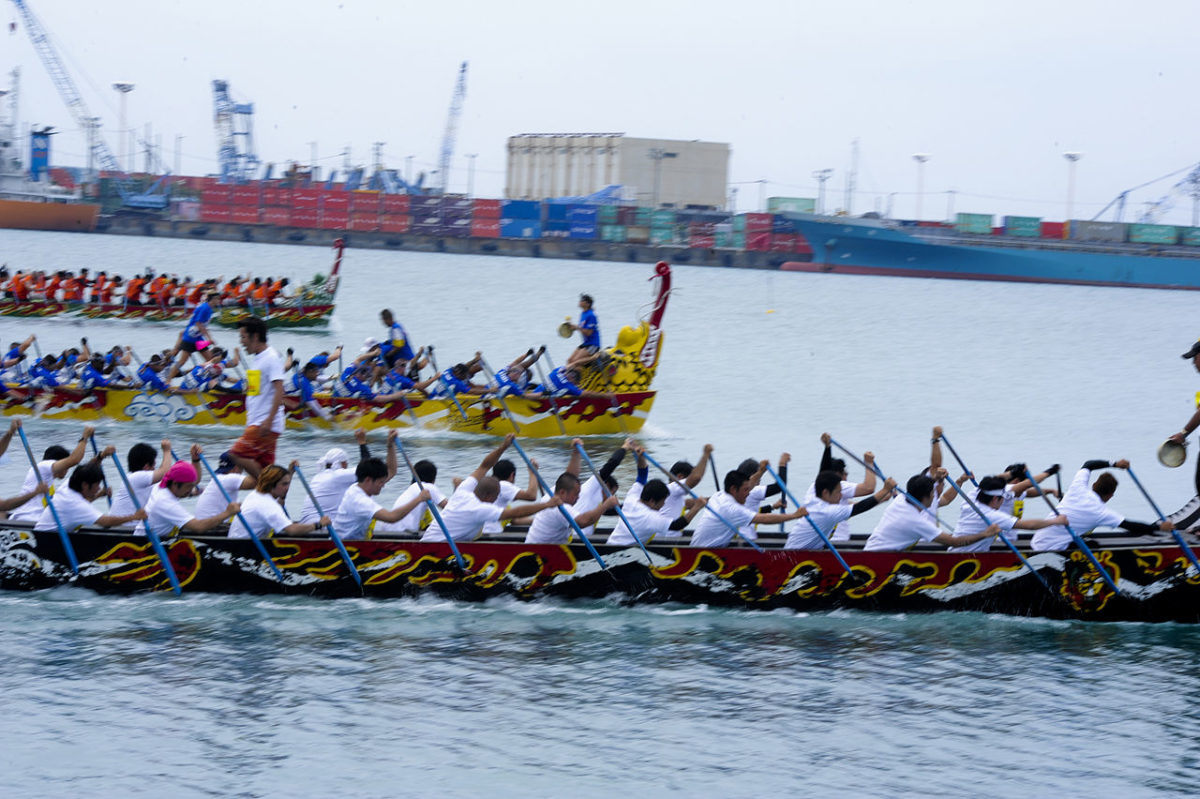 2023年4年ぶり復活！沖縄を熱くする那覇ハーリー！ライブも花火もあるさー！