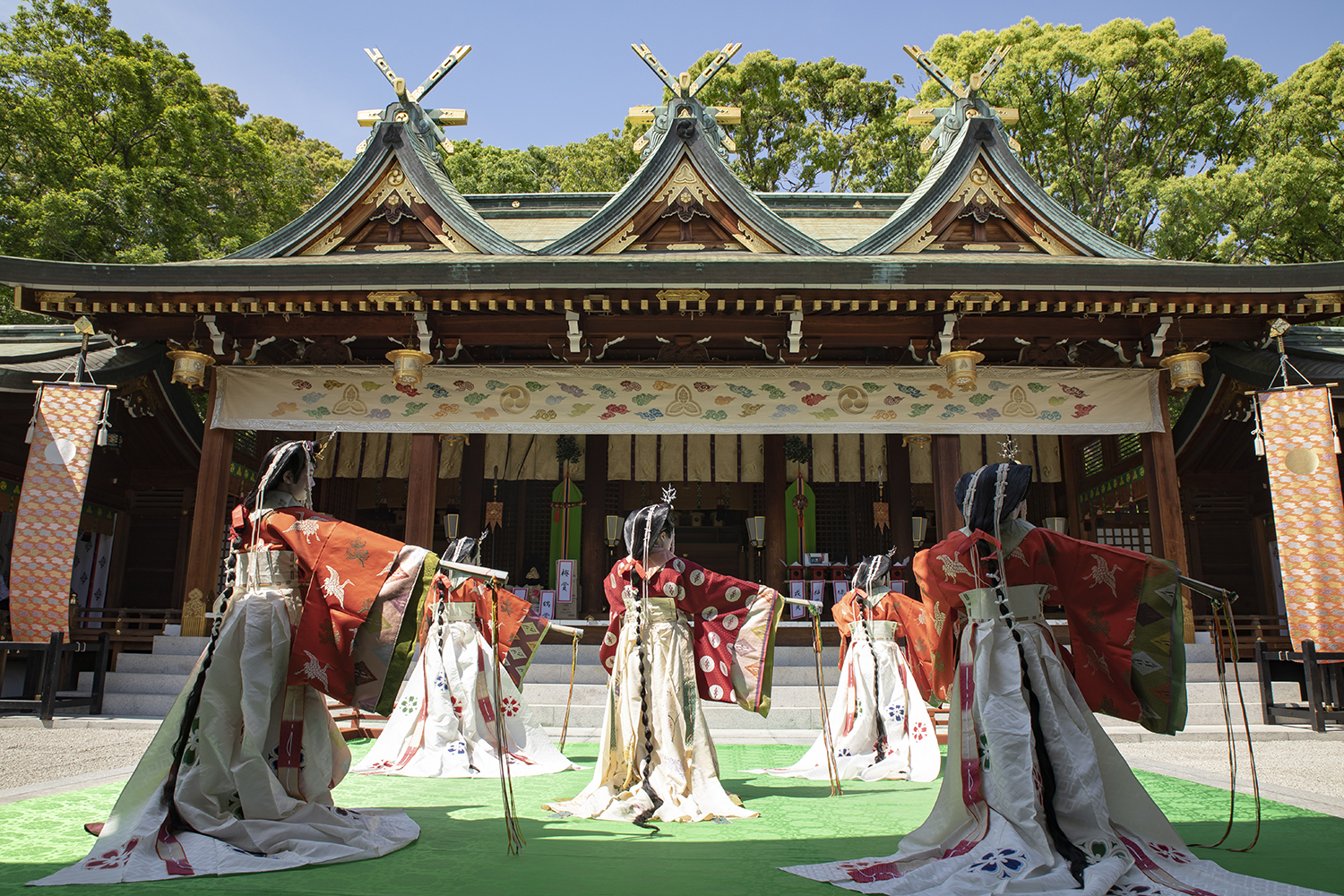 雅楽【五節舞】天皇即位限定！十二単の五人の舞