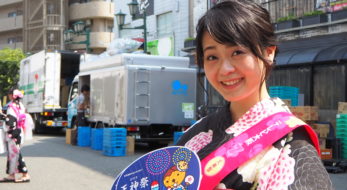 天神祭うちわ娘って？天神祭を盛り上げる浴衣美女たちの正体とは？