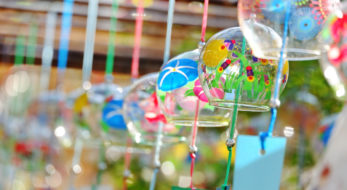 【縁むすび風鈴】縁結びで有名な「川越氷川神社」を彩る江戸風鈴の回廊！2023年開催情報も！