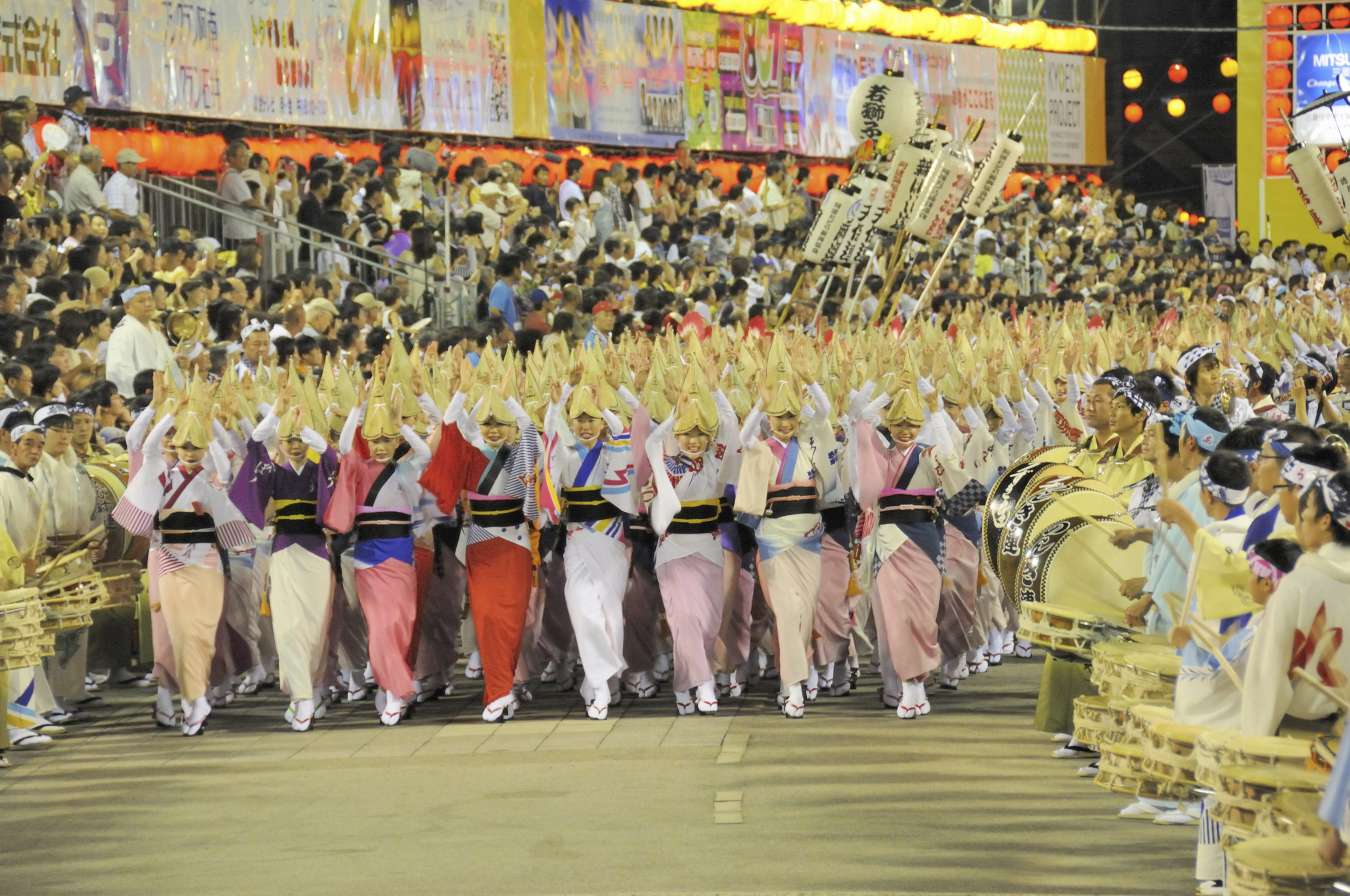 今年は本場で見る阿呆に！8月12～15日「徳島阿波おどり」に行こう！
