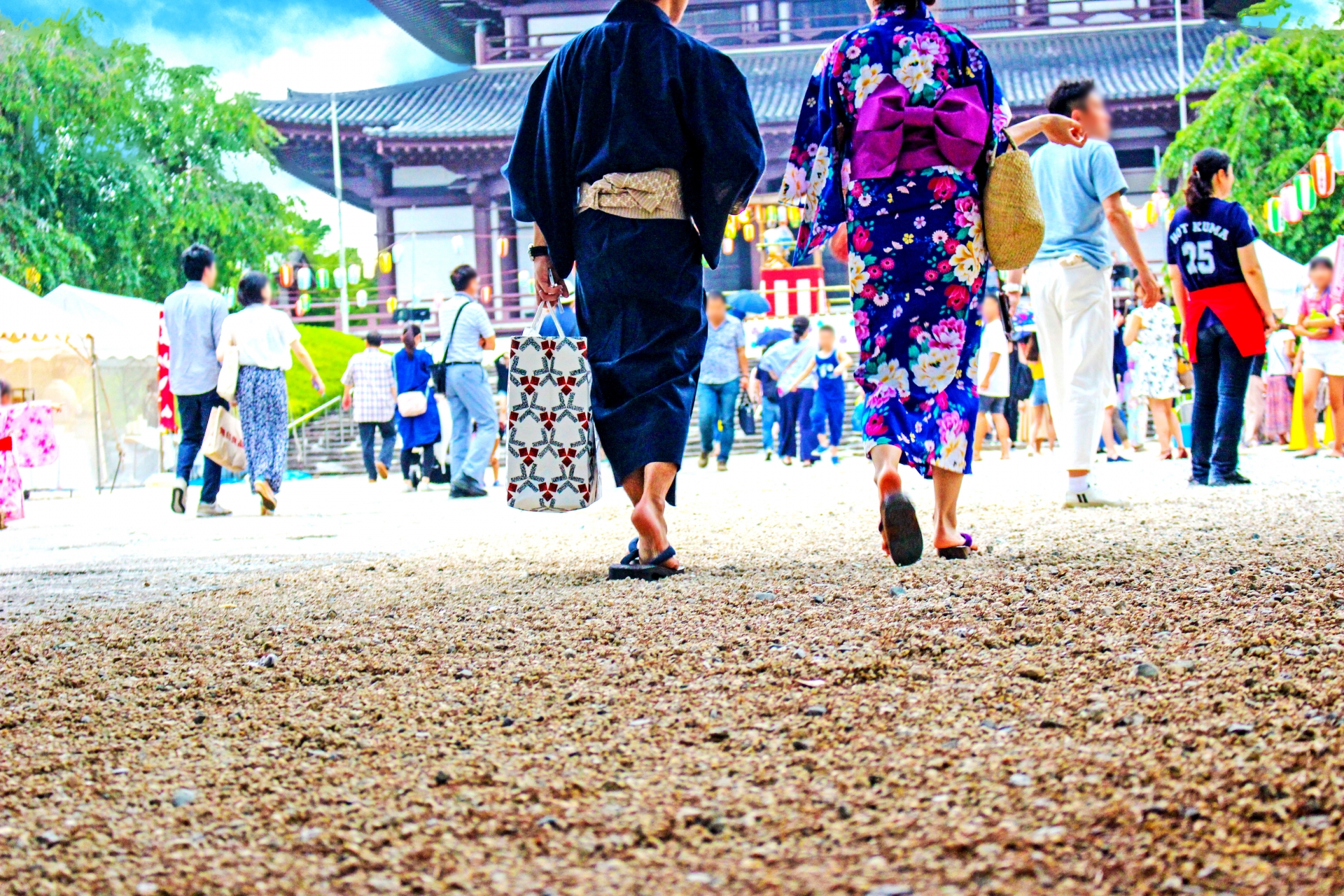 盆踊りで運命の人に出会うかも♪おすすめ盆踊りをご紹介！出会うコツも解説！
