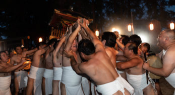 褌姿の男衆がぶつかり合う？！常陸大宮裸祭りがアツかった！
