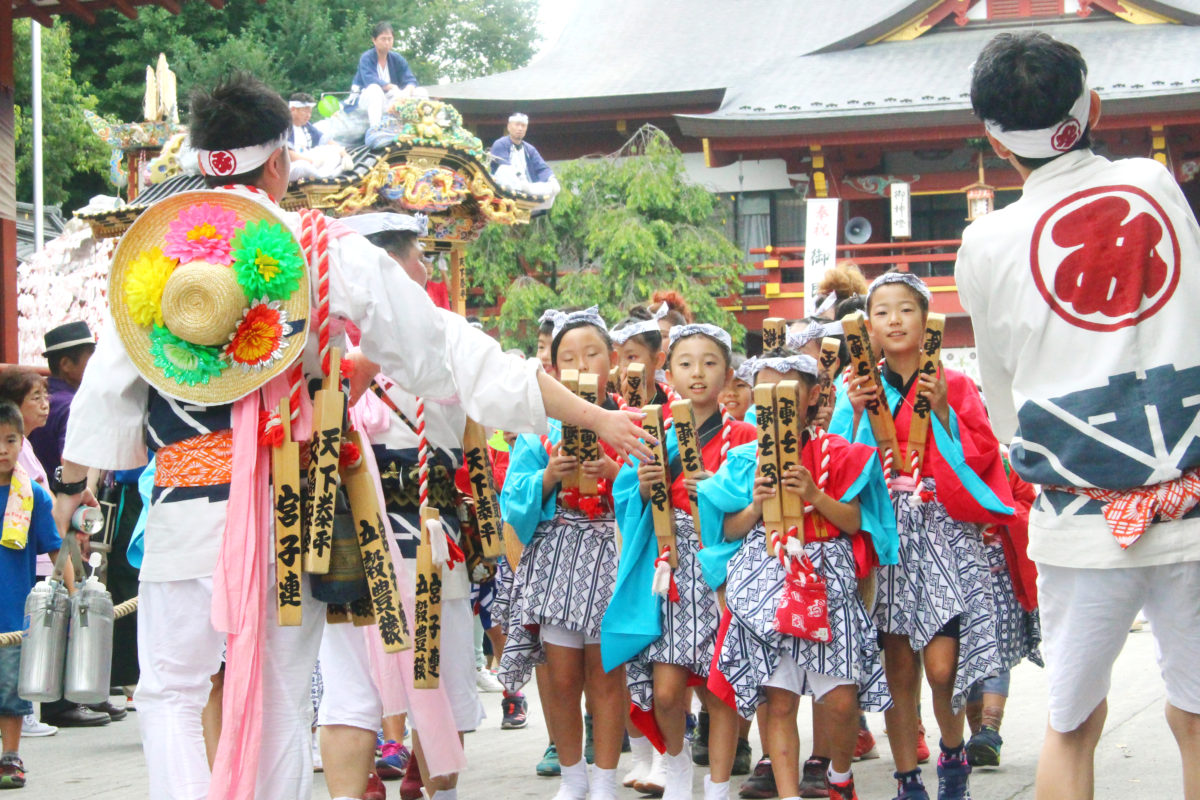 秩父川瀬祭ではお神輿が川に突っ込む！？東京から一時間半で行ける埼玉・秩父の夏のお祭り