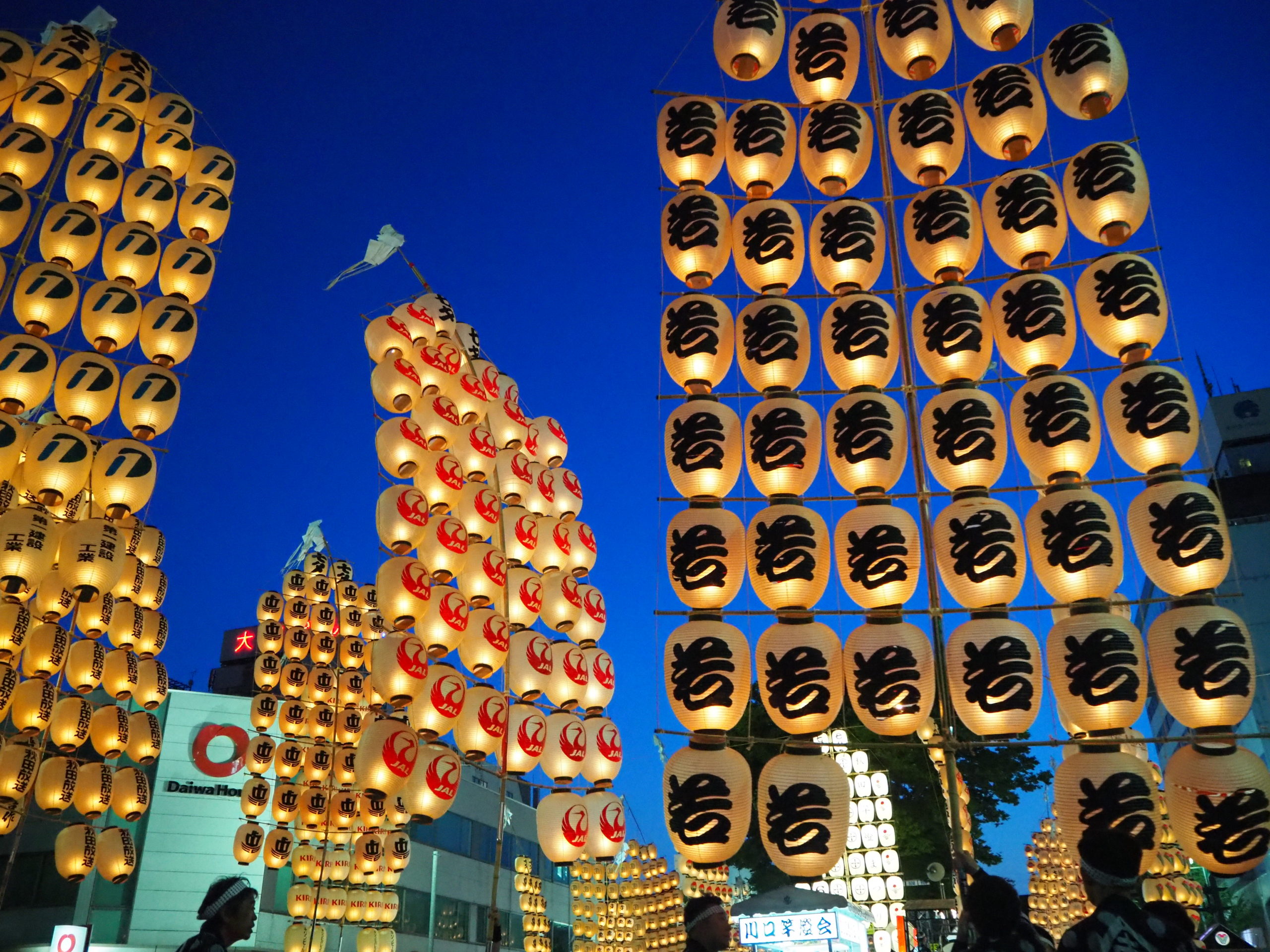 秋田竿燈まつりとは？会場は？妙技会とは？2023年は開催される？竿燈基本情報まとめ！