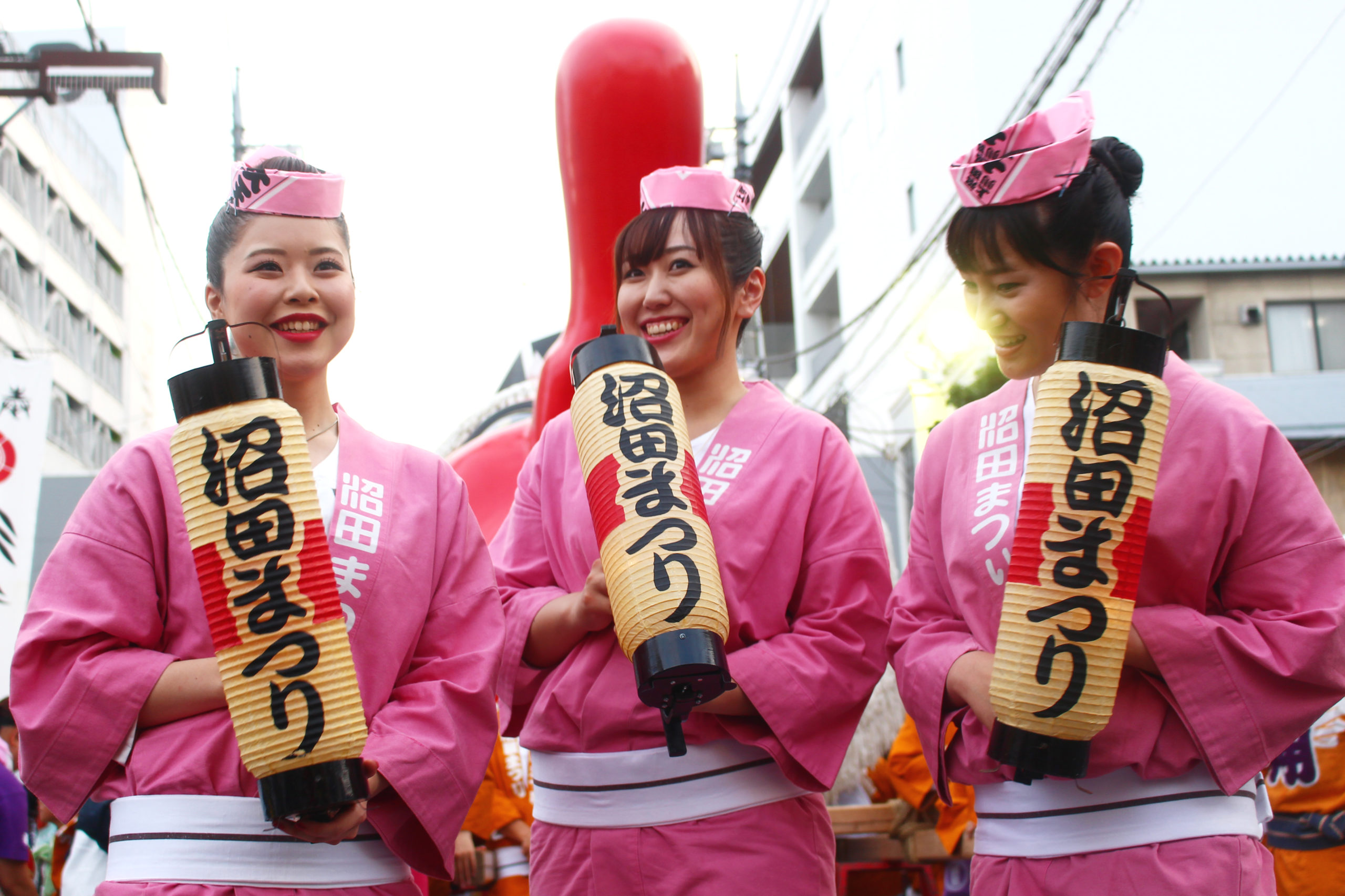 群馬の「天狗みこし」がデカすぎ！2023年「沼田まつり」に女子だけが担げる天狗みこしが帰ってきたぞ！