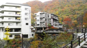 「川治温泉紅葉まつり」、首都圏から1泊2日で温泉に浸かりながらの紅葉狩り