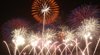 【2019年情報】花火大会を秋の夜長に☆2019年10月に関東で開催される花火大会5選