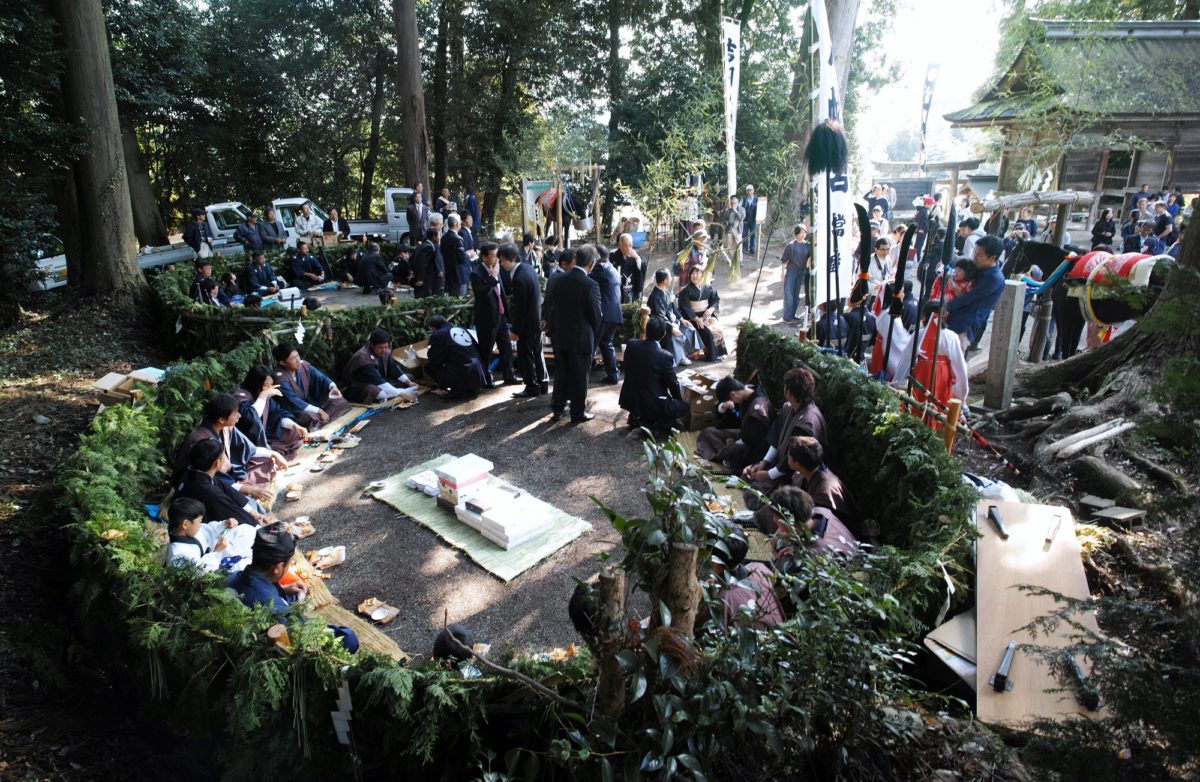 ｢当番祭」をレポート！！神人となって走り競べ♪