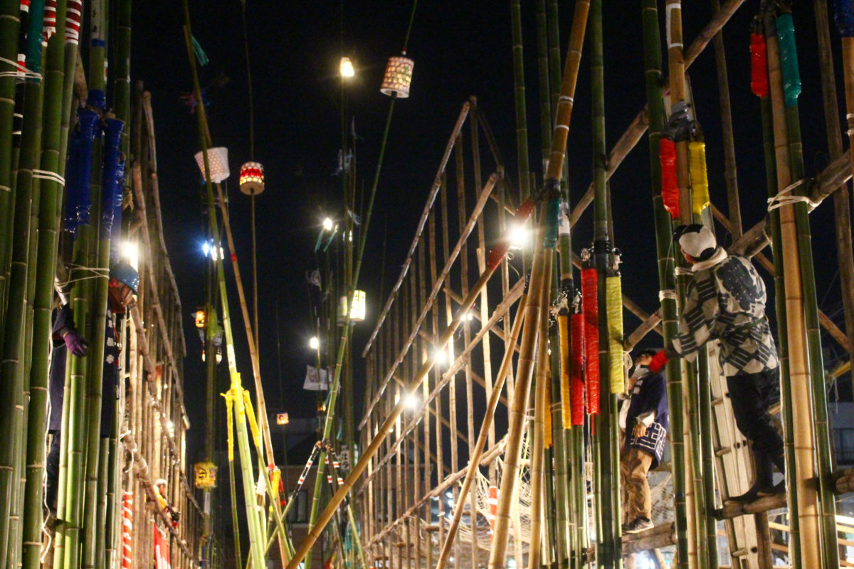 古河提灯竿もみまつりはまさに「関東の奇祭」。北関東屈指の荒々しい夜祭り
