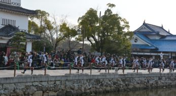 「赤穂義士祭」1903年から毎年12月14日に赤穂市街に染み渡る元禄ムード