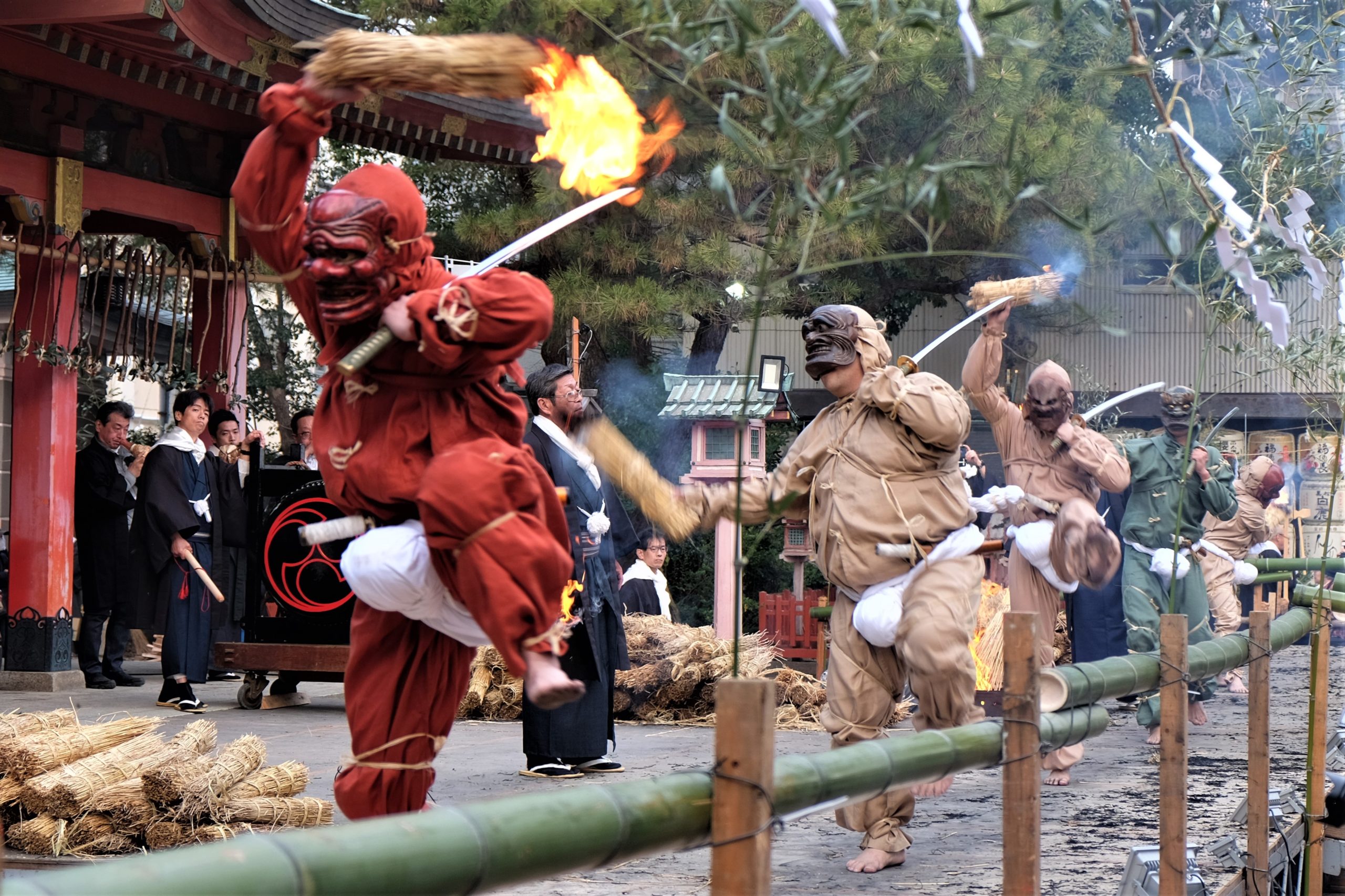 長田神社「古式追儺（ついな）式」、鬼に豆をまかない平和な節分行事とは？