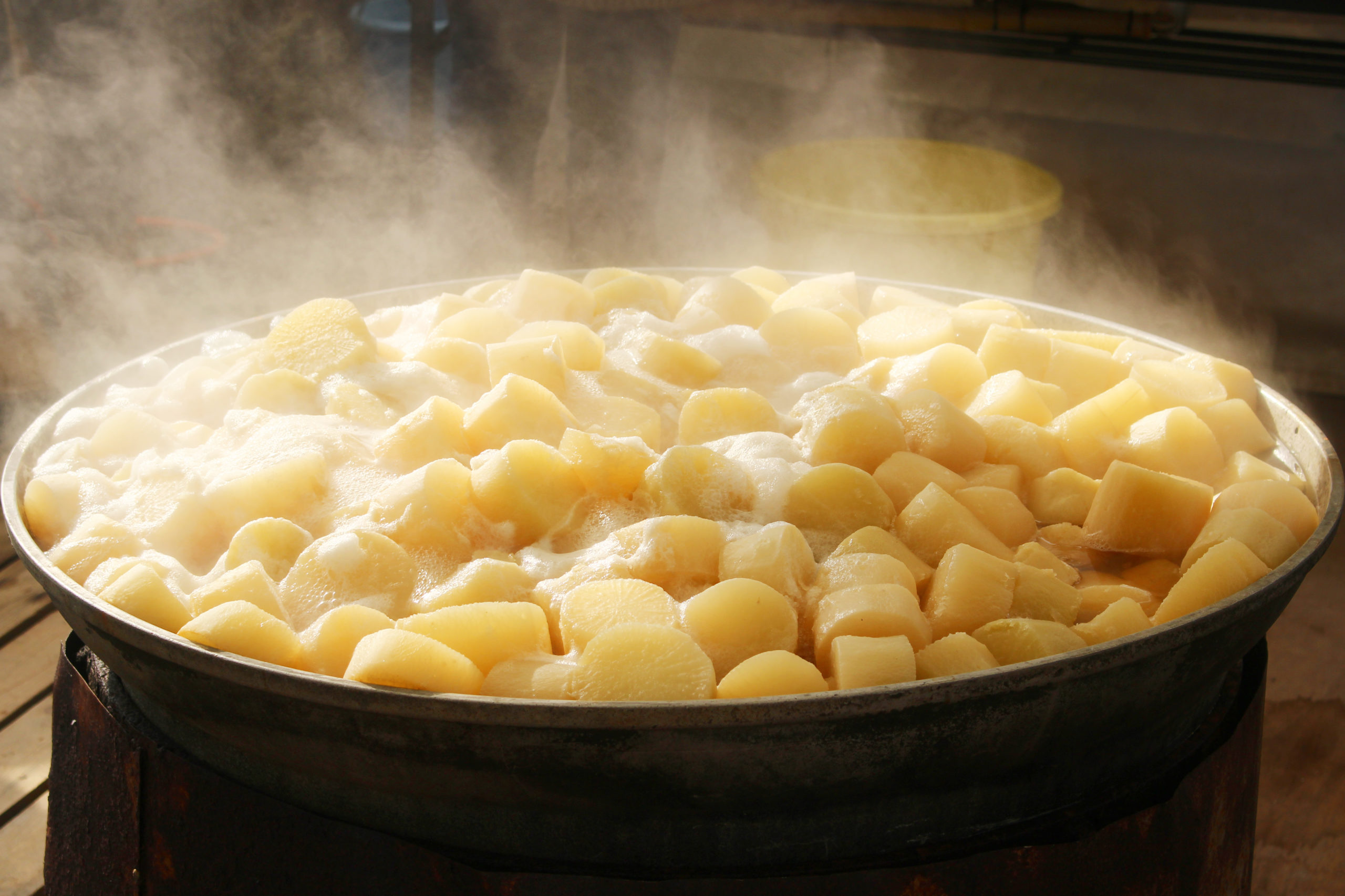 三千院初午大根焚きで幸せをいただく！無病息災、開運招福。不動明王のご利益を大根で