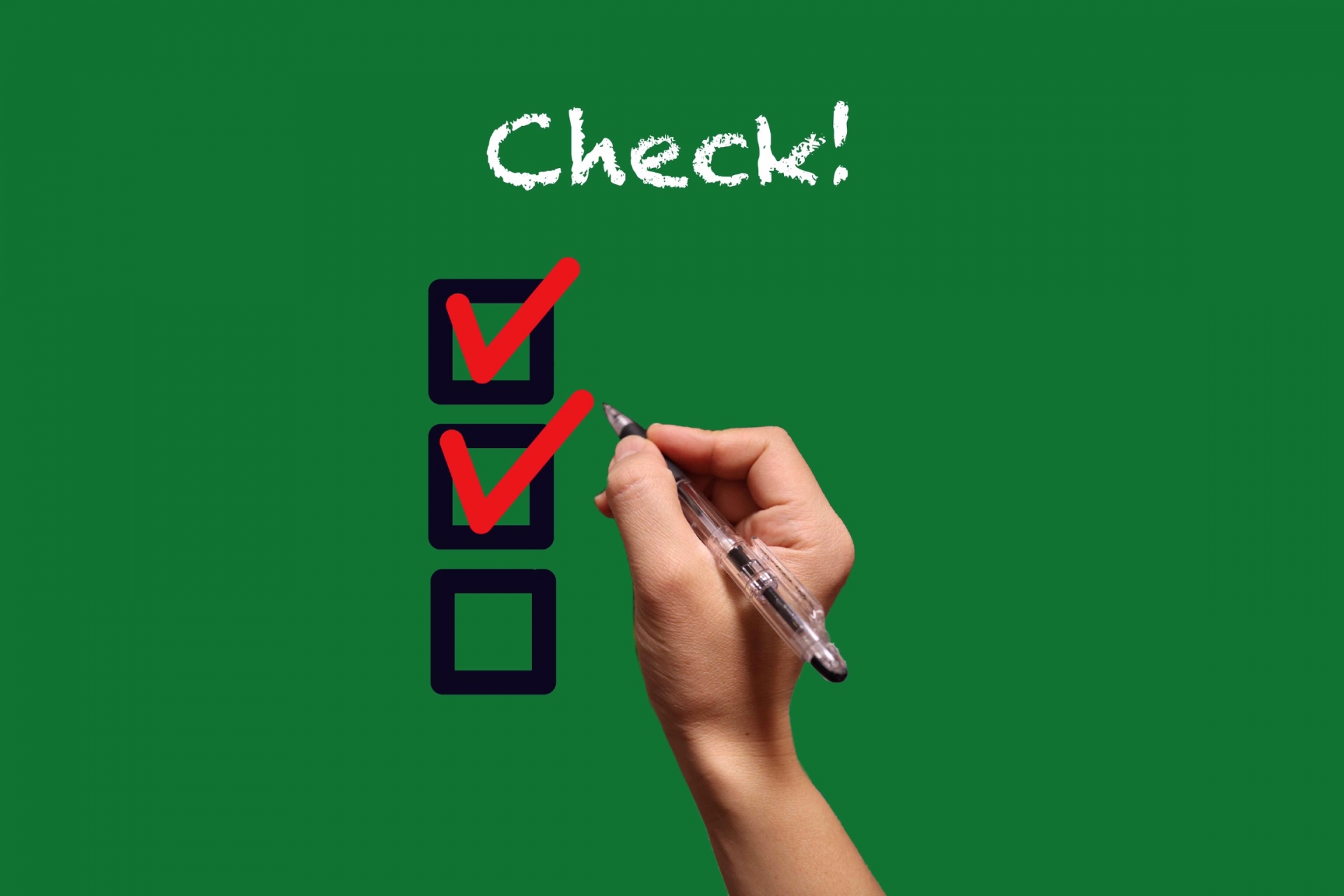 お花見の持ち物は100円ショップで揃う！必需品から寒さ対策まで一挙ご紹介！