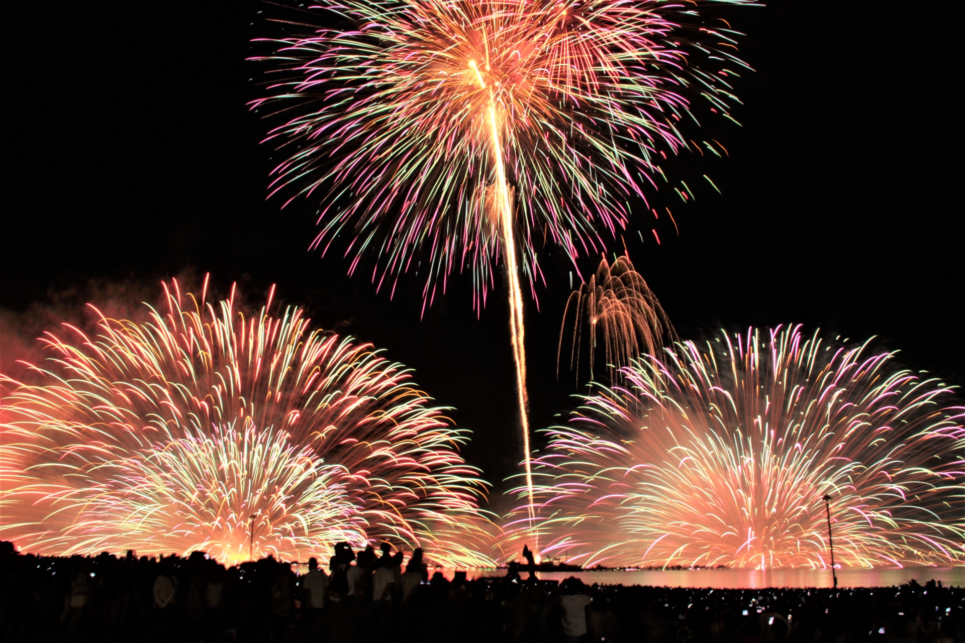 花火と温泉を同時に楽しめる！おすすめの温泉宿8選