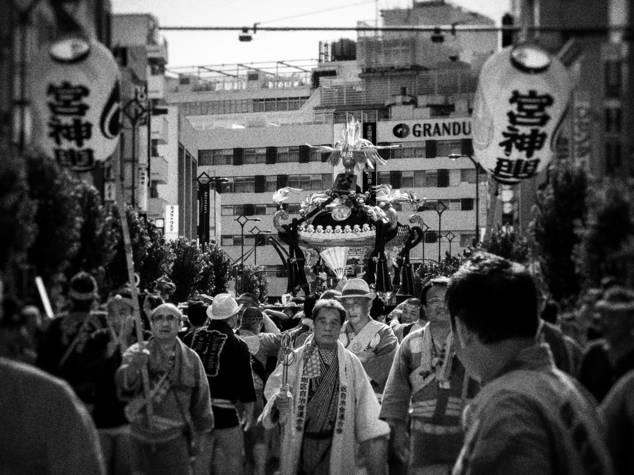 思い出のお祭り写真をアプリで加工して投稿！楽しい記憶を呼び戻そう！