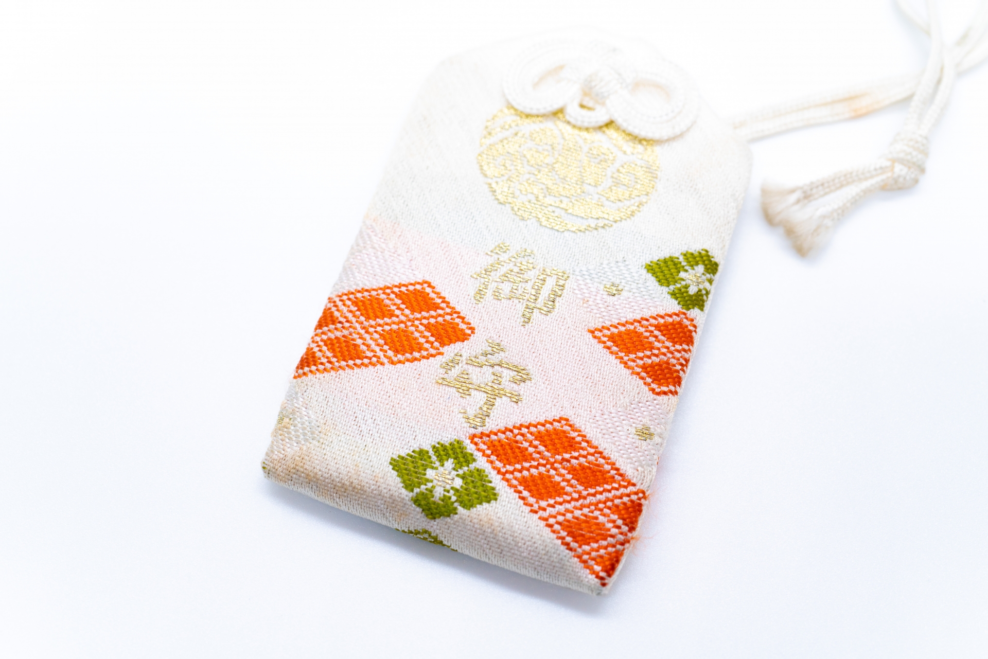 疫病除けのお守りが欲しい！コロナ退散の願いを込めたおすすめ3選！