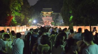 古都・鎌倉の風物詩！「ぼんぼり祭」は8月7日から！立秋に夢幻の灯りで照らされる鶴岡八幡宮