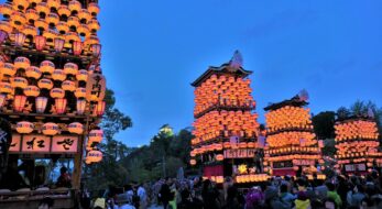 「犬山祭」桜と国宝天守を照らす｜観光経済新聞