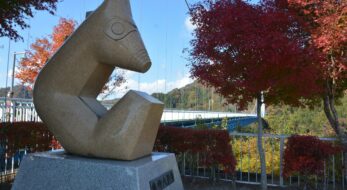 【竜神峡紅葉まつり】季節の彩りで包まれるV字渓谷を繋ぐ本州一の大吊橋