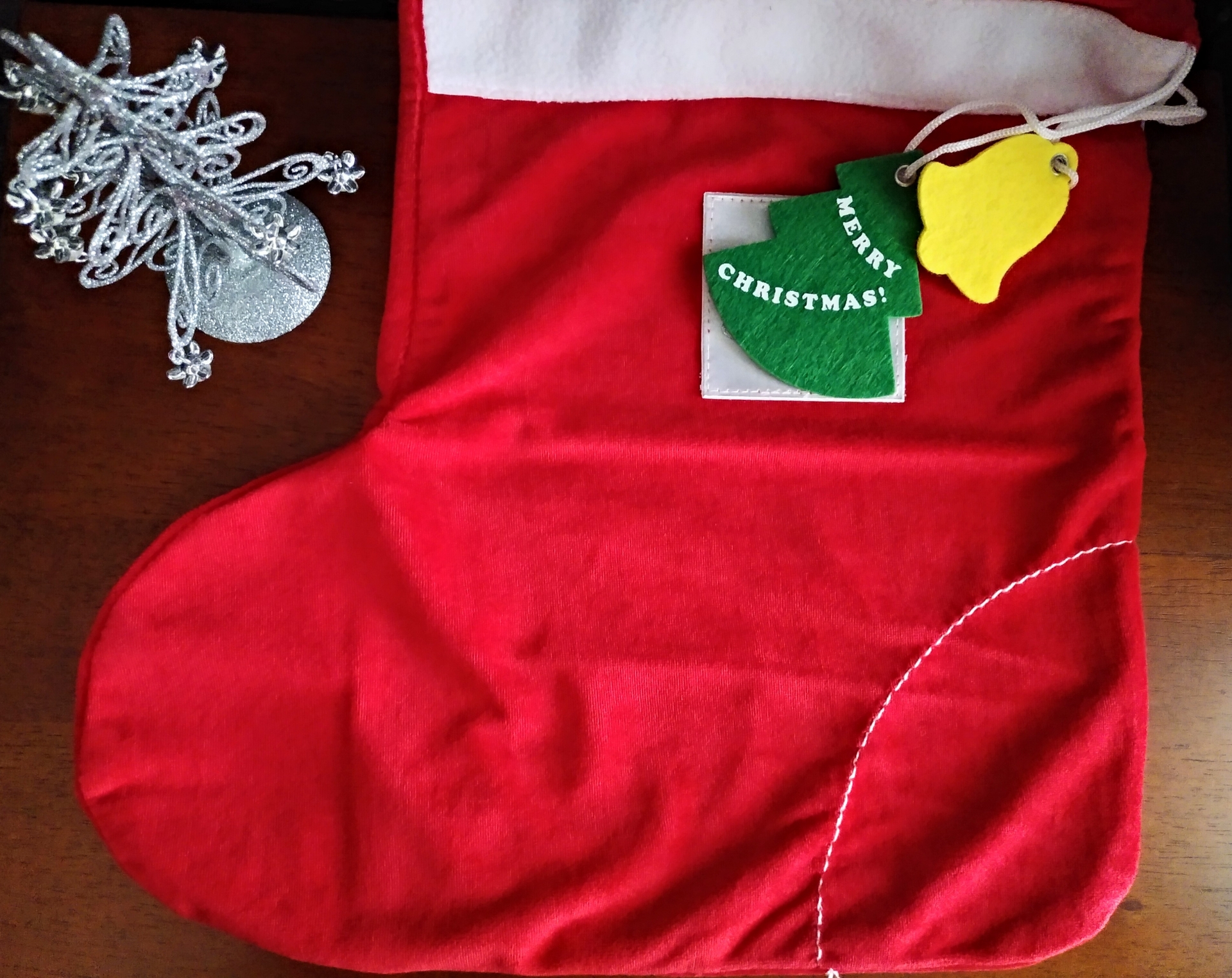 クリスマスの特大靴下はどこで買う？ゲット方法＆作り方をご紹介