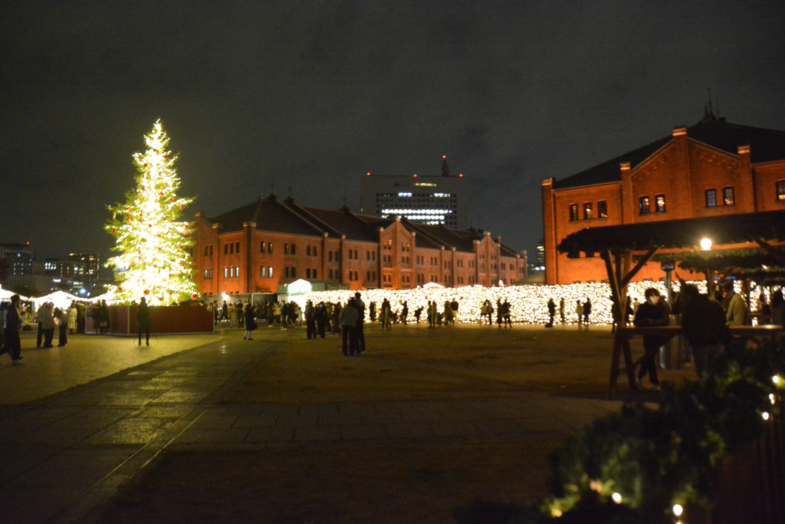 【横浜赤レンガ倉庫クリスマスマーケット】ドイツの12月ムード漂うパーク