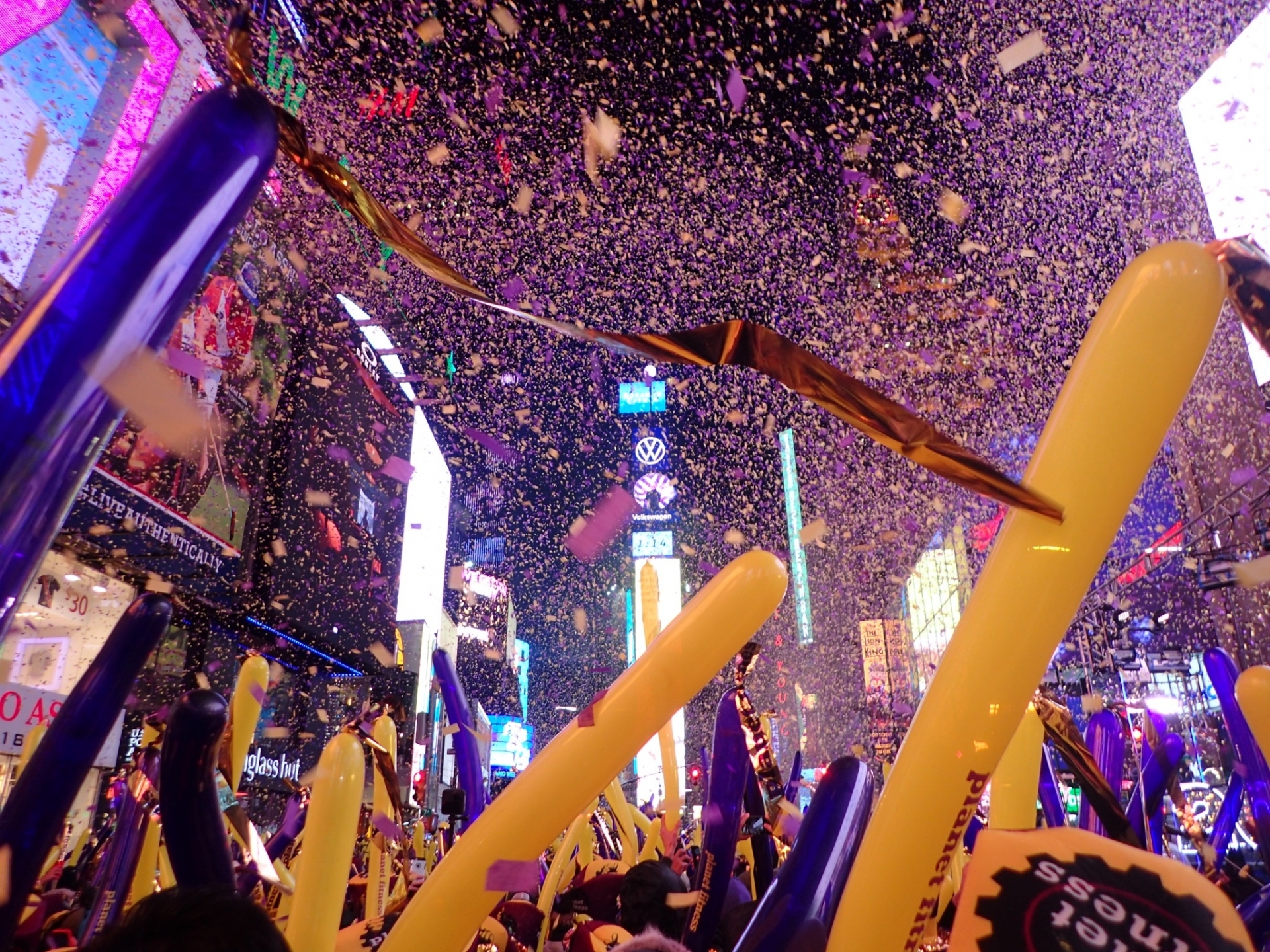 海外のカウントダウンを自宅で見る方法とは？代表的なイベントも併せて紹介