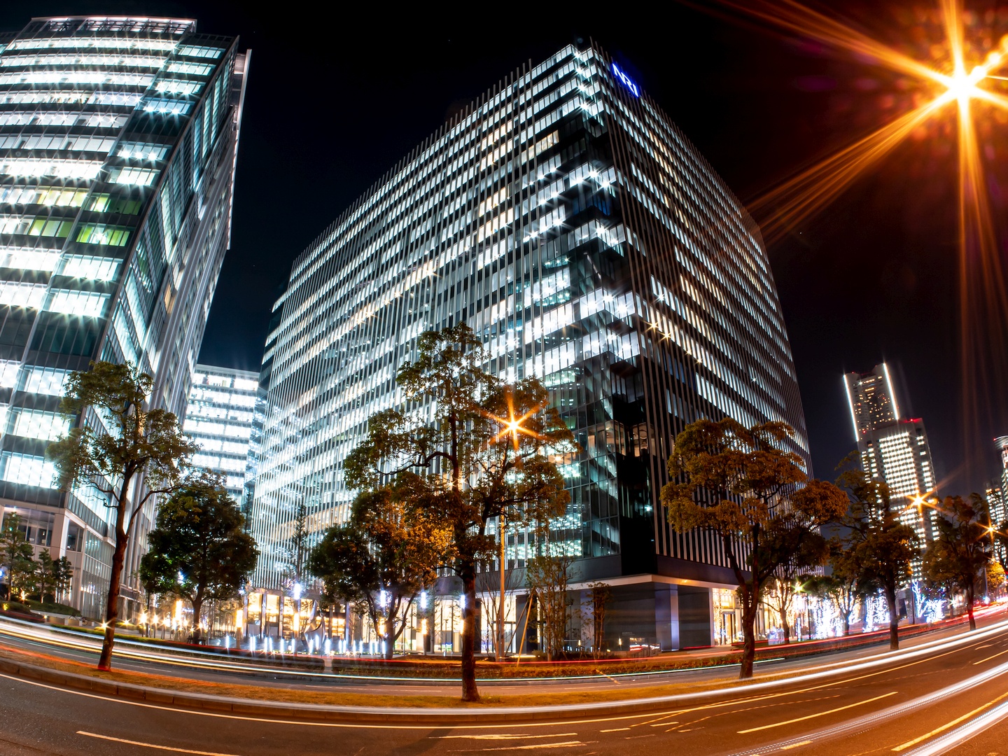 みなとみらい21全館ライトアップ攻略ガイド、地図アプリじゃ分からない！