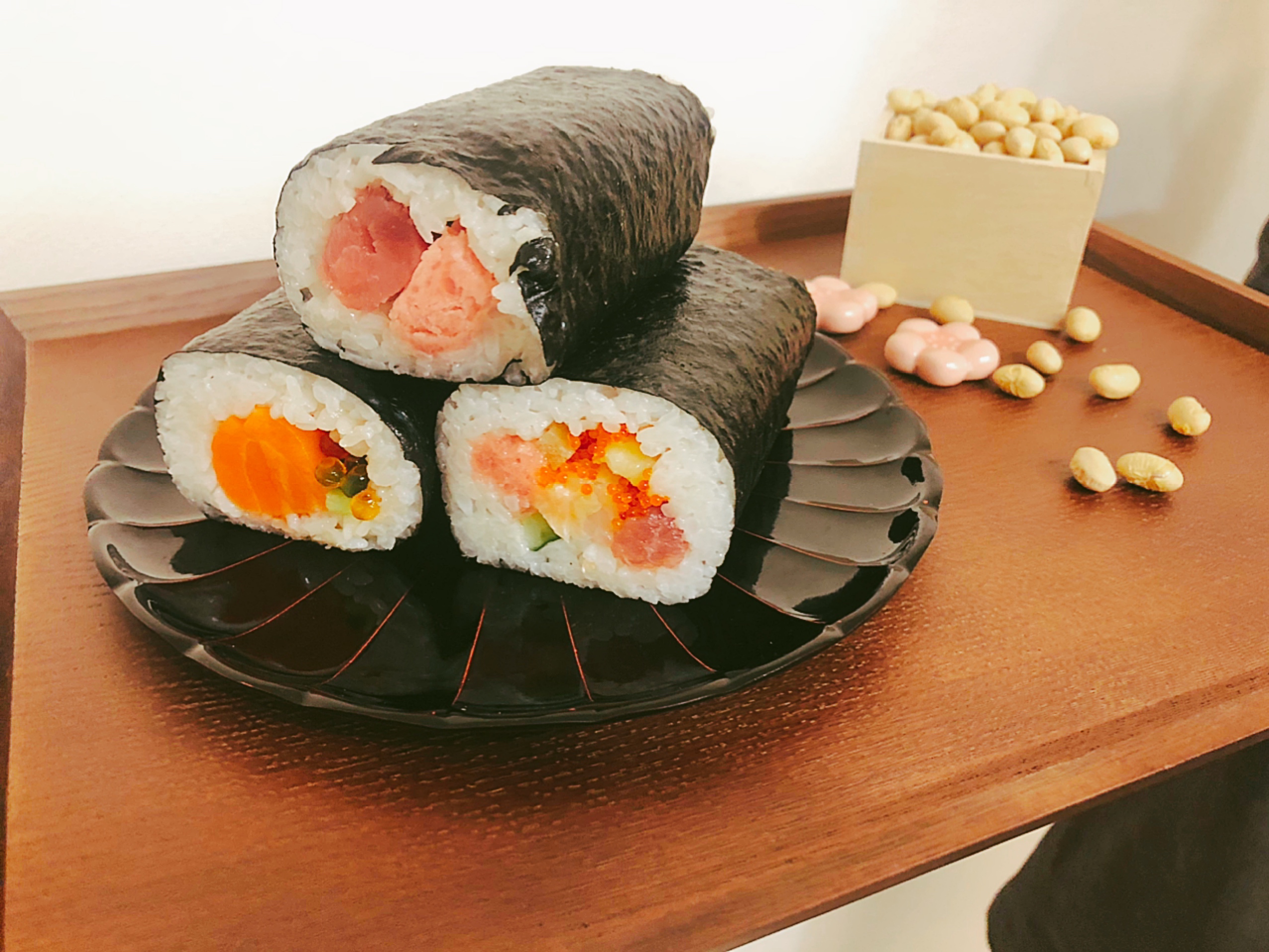 西友（SEIYU）の「3種の恵方巻ハーフセット」を食べてみた【2021年節分】