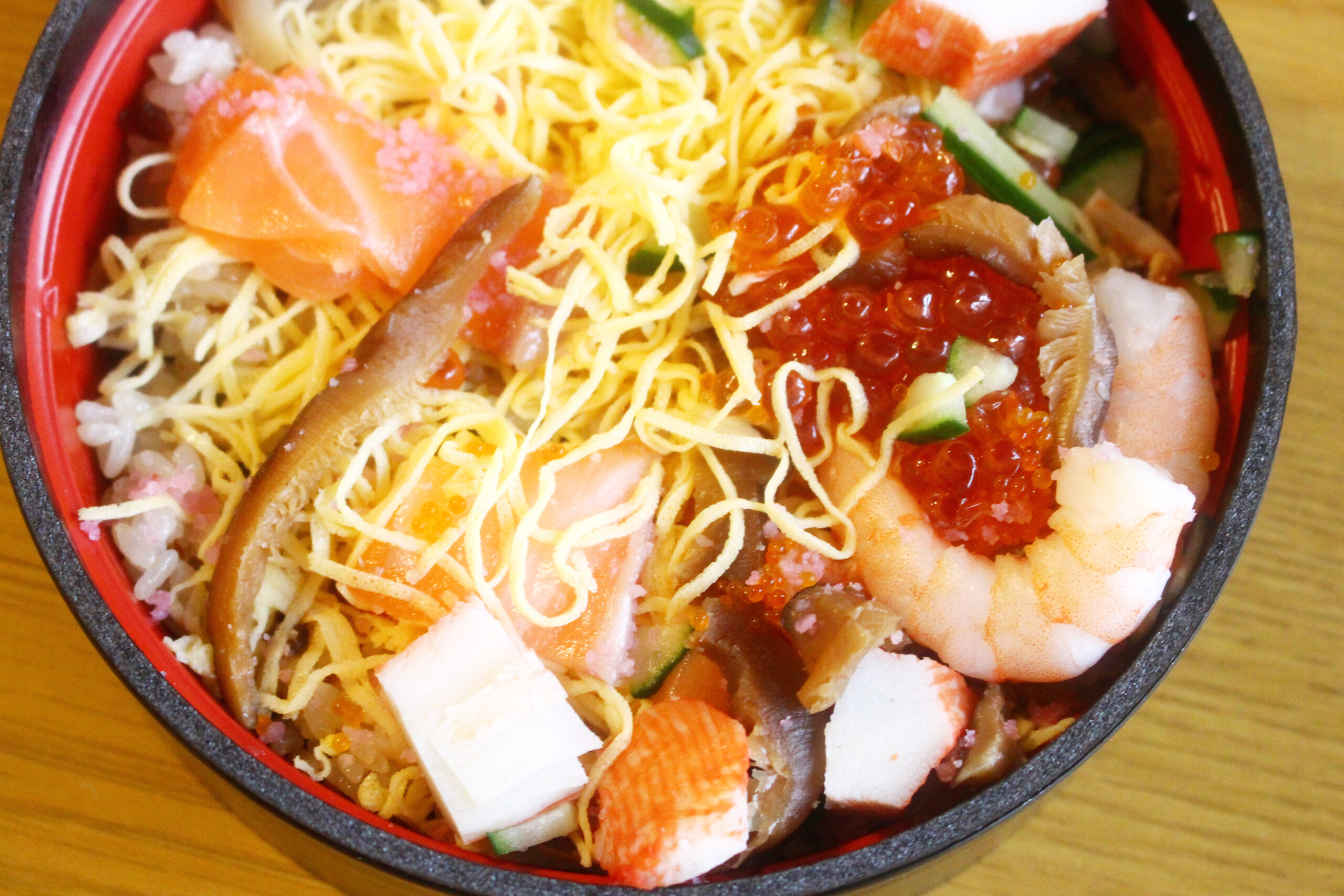 すし銚子丸のひな祭り！カラフルな限定「おすしやさんの雛ちらし」が登場！