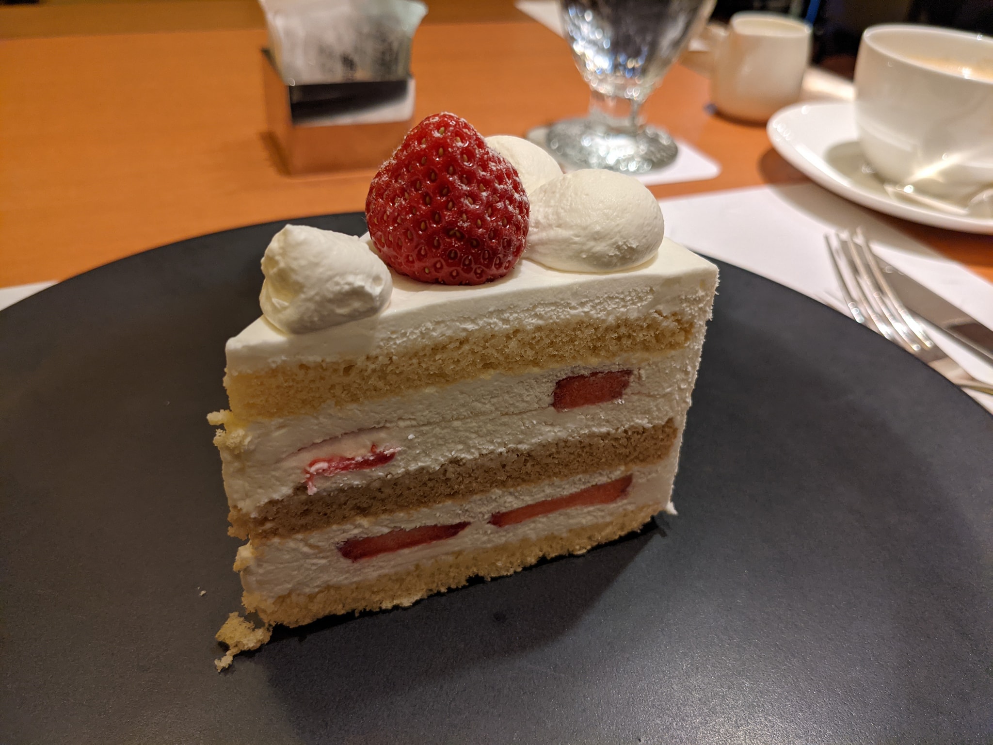 ホテルニューオータニの「春、桜めぐり2021」で絶品スイーツと桜を堪能レポ