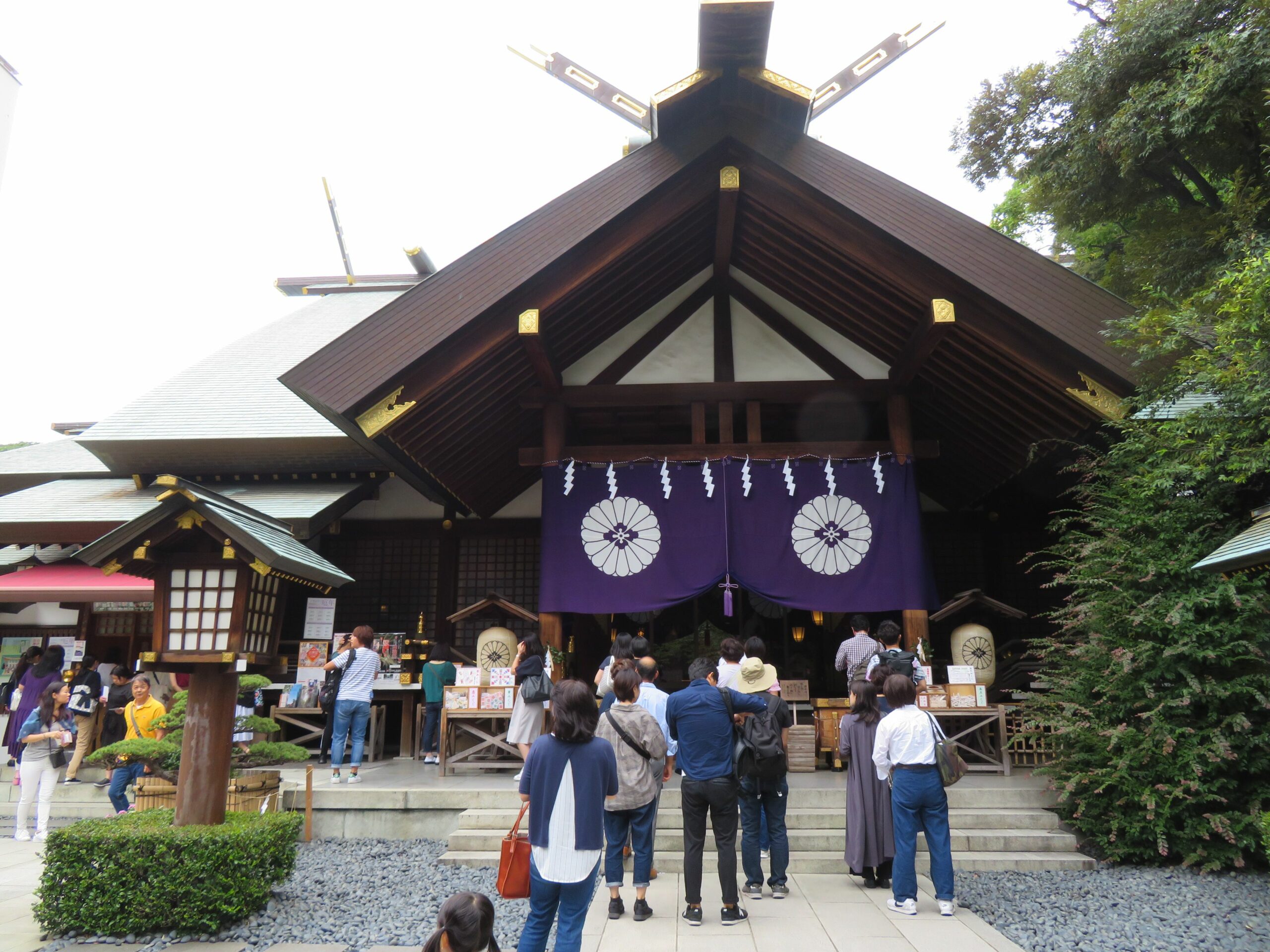 東京大神宮は恋愛成就のパワースポット！御朱印を手に神門や拝殿のハートマークを探そう