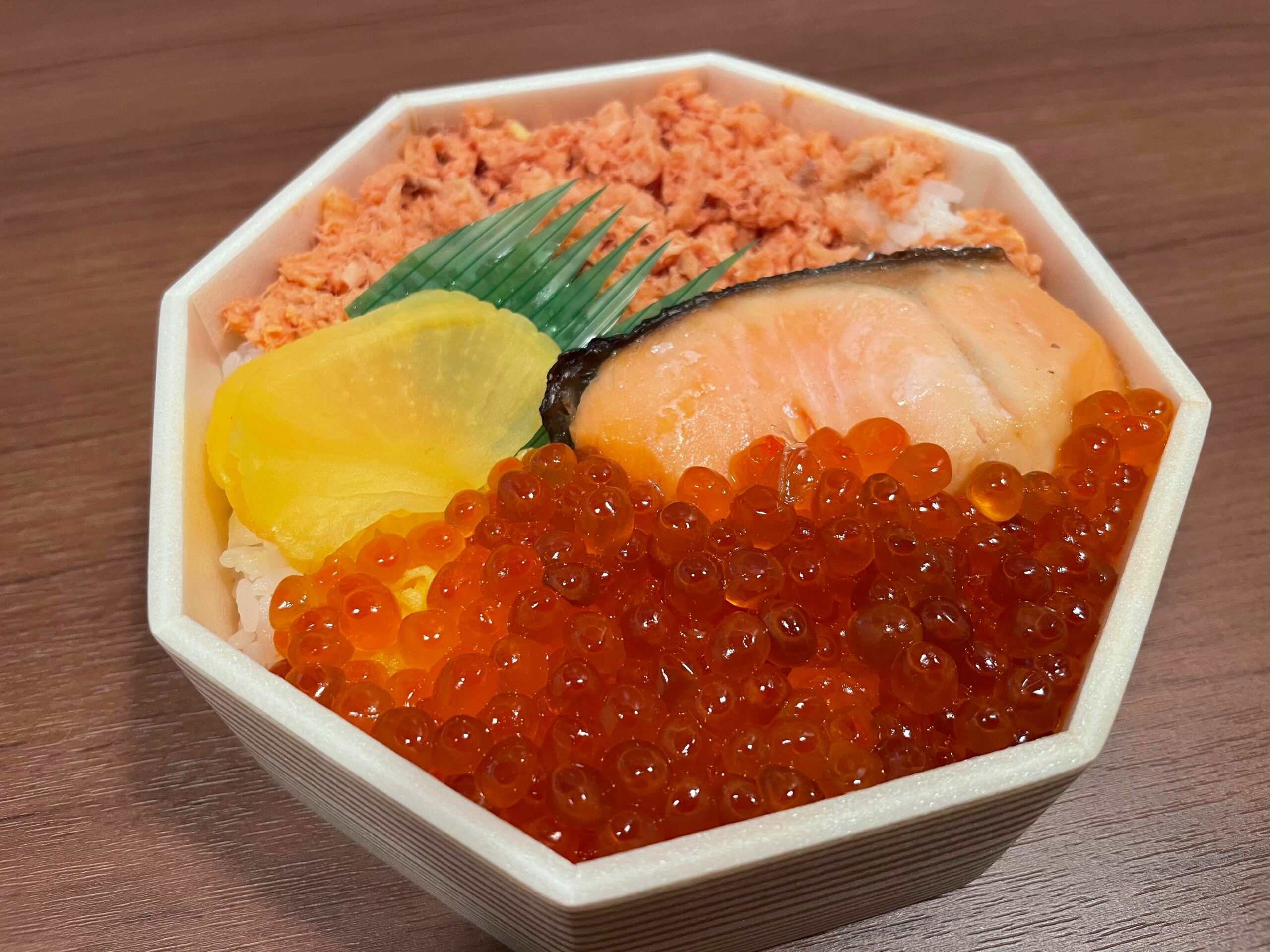 旅行で食べたいご当地海鮮弁当4選！いくつ知ってる？