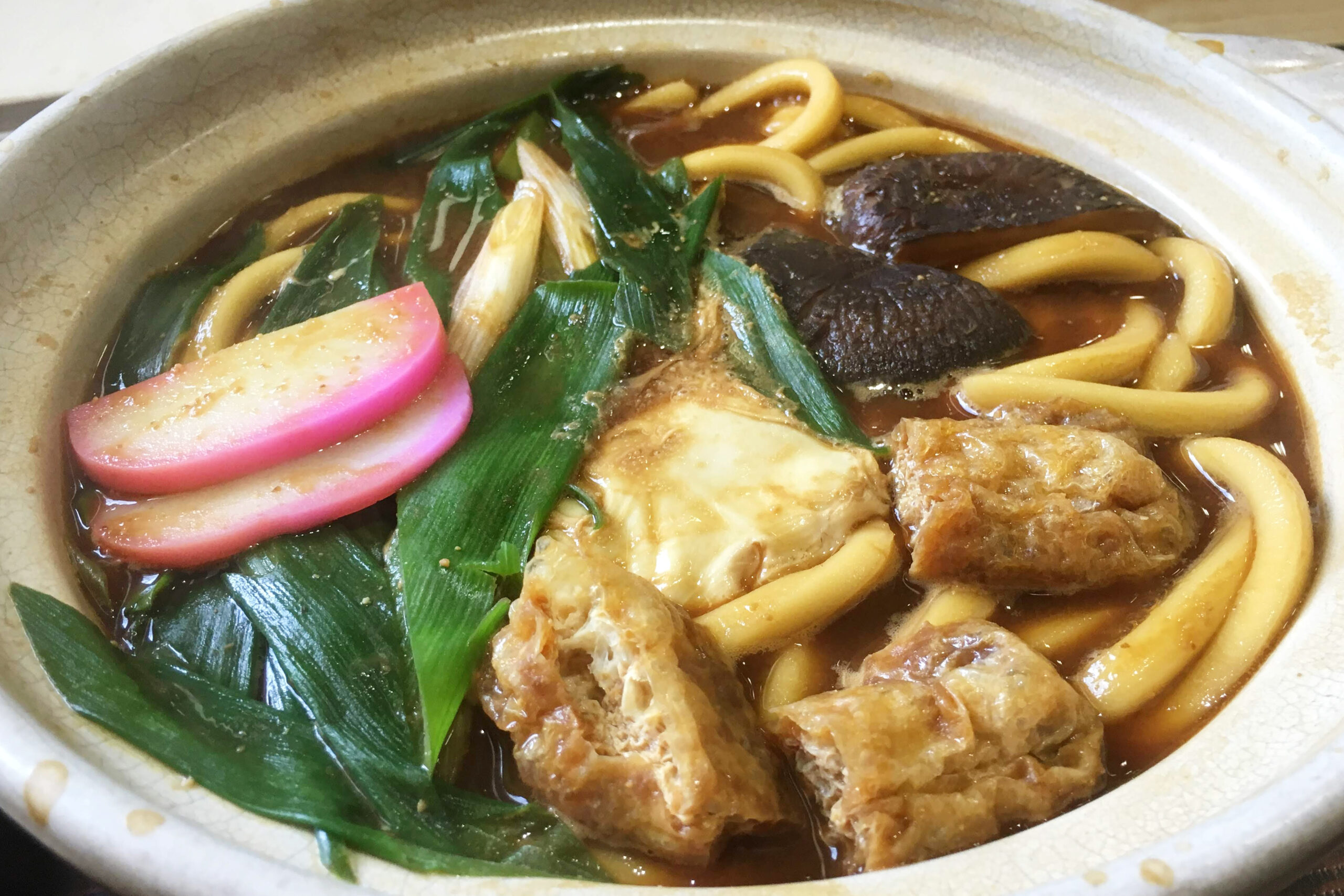 味噌煮込みうどんをお家でつくろう！スガキヤの八丁味噌使用スープの袋麺