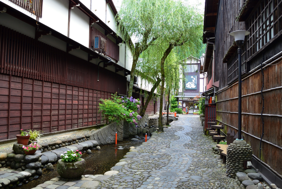 こぼこぼ（岐阜県郡上八幡の地ビール）の味は？都内でも飲める？