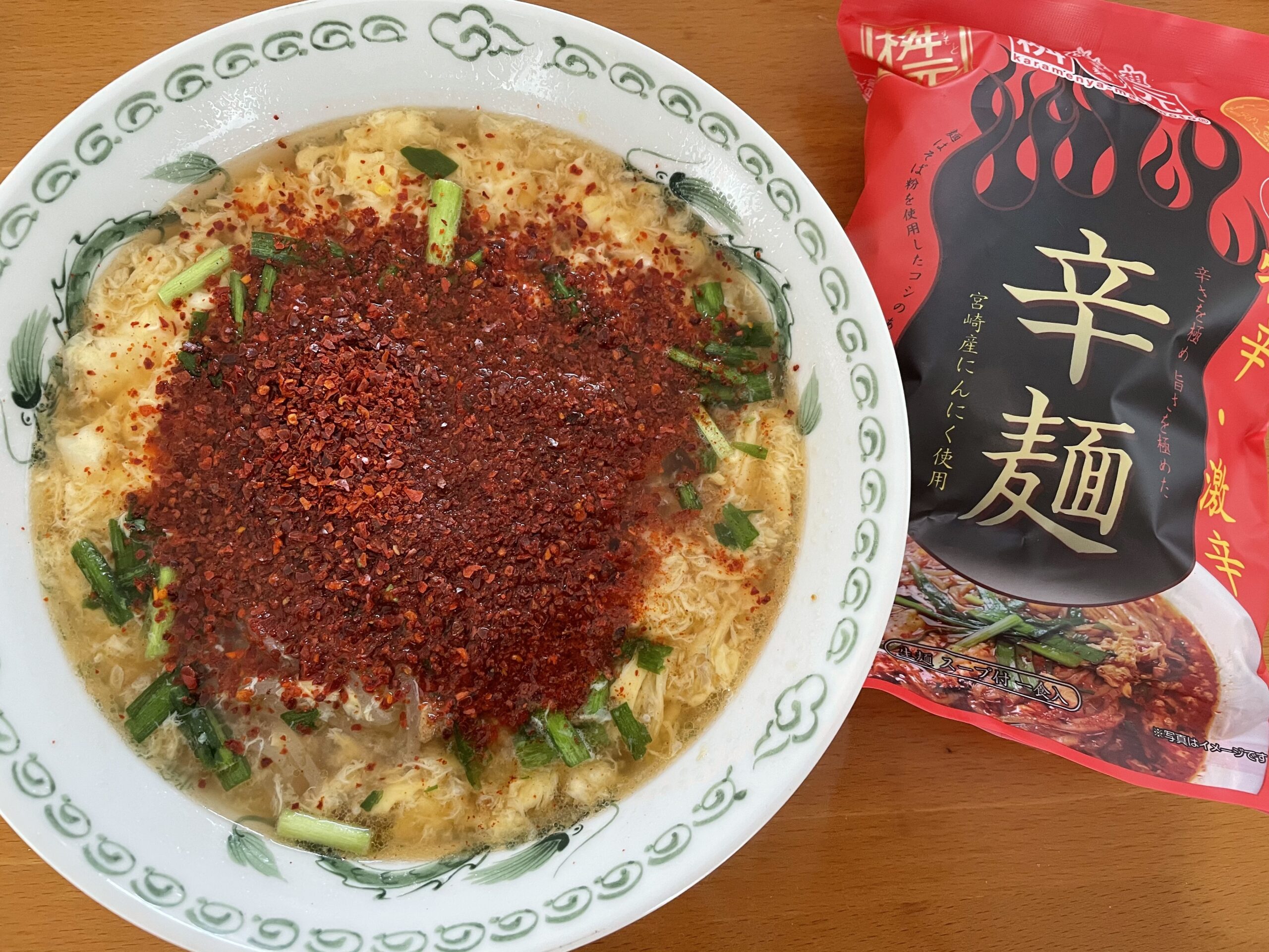 辛麺を実食！宮崎の激辛名物の辛さは？どこで買える？