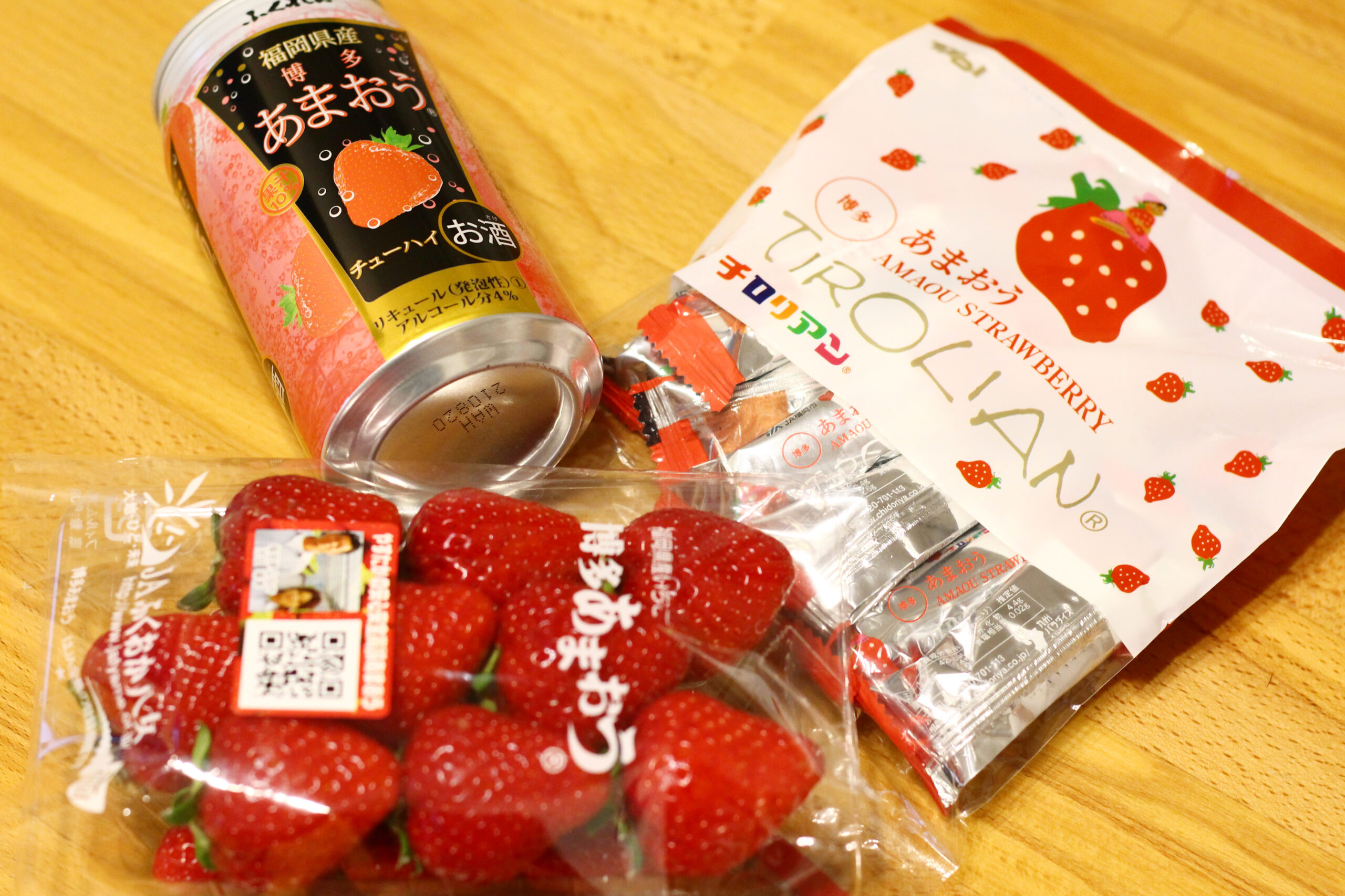 福岡のブランドいちご「あまおう」がお土産に！銘菓チロリアン、チューハイ