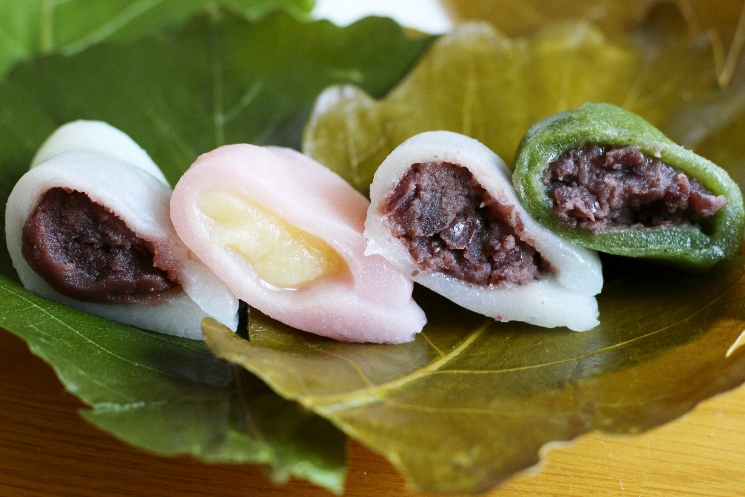 シャトレーゼのこどもの日！よもぎから味噌まで？かわいい4種の柏餅が登場