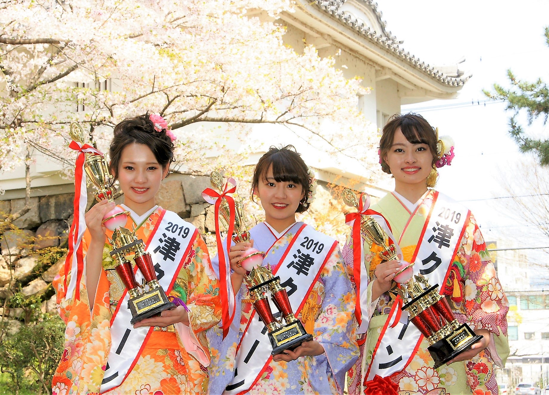 ご当地ガールズコレクションVol.2！津クイーンが地元の魅力をご紹介！