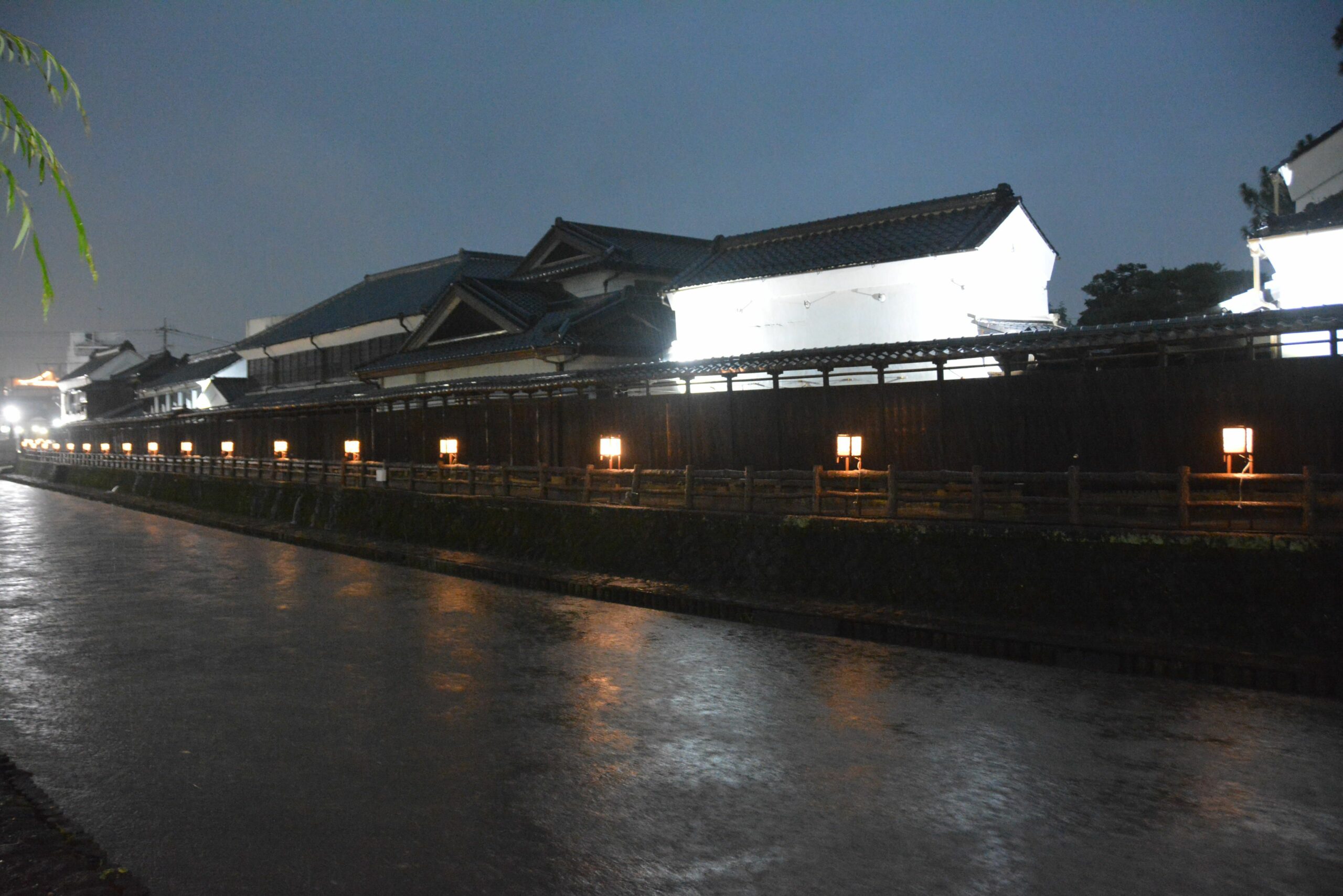 うずま川行灯まつりが開催中！蔵の街が温かな光で包まれ小江戸の情緒が漲る