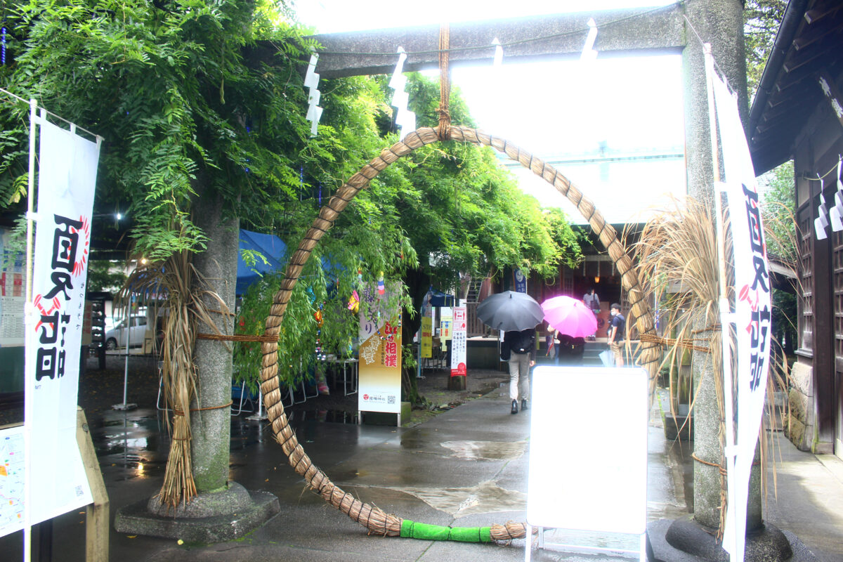 国領夏まつり（第1回）開催中！茅の輪くぐり、七夕飾り、ライトアップ実施