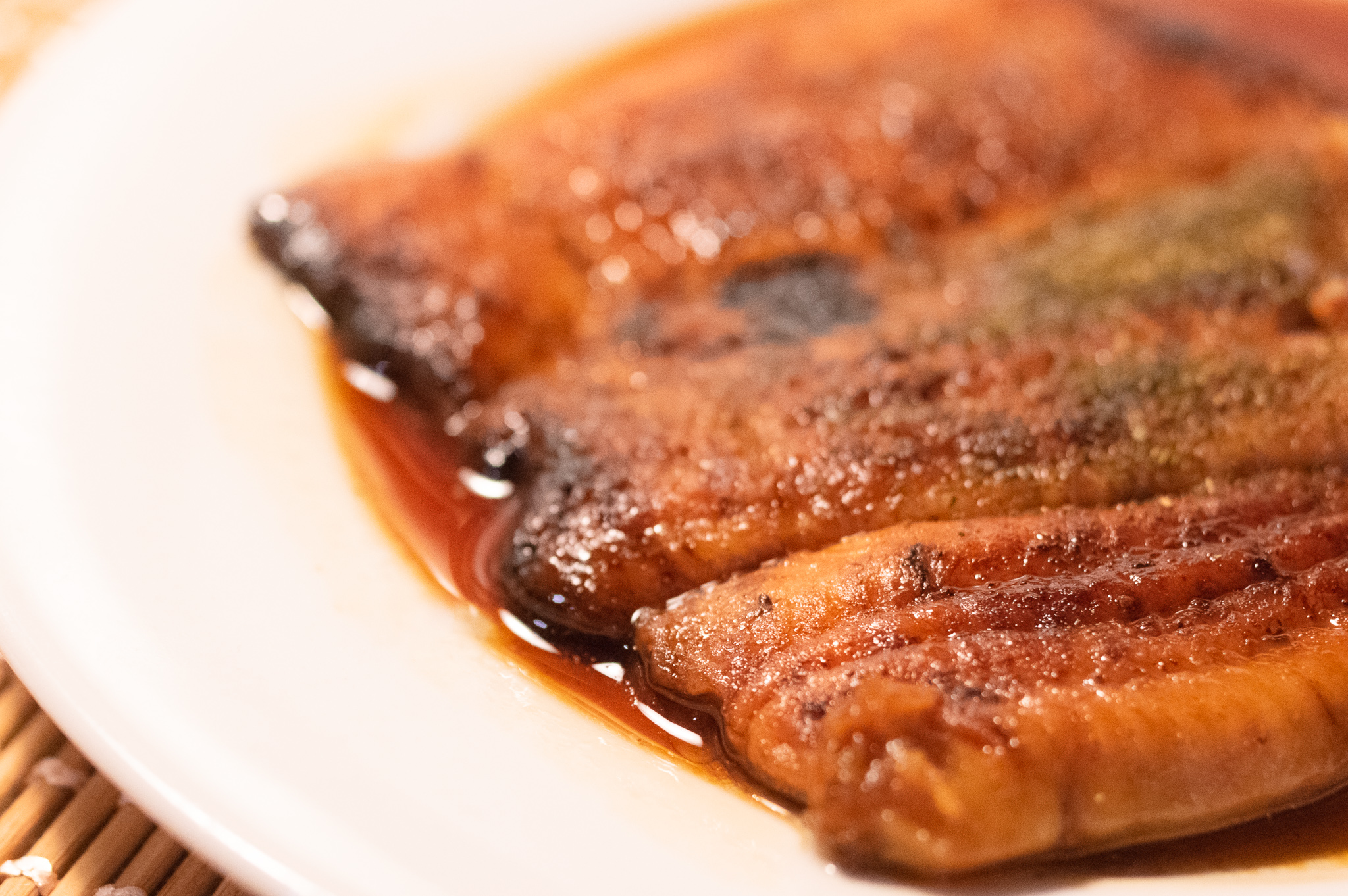 高級スーパー「成城石井」の国産手焼うなぎ蒲焼を実食レポ！そのお味は？