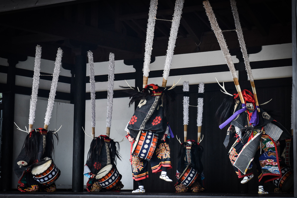 鹿踊って何？岩手の「えさし藤原の郷」で迫力を堪能してきた！